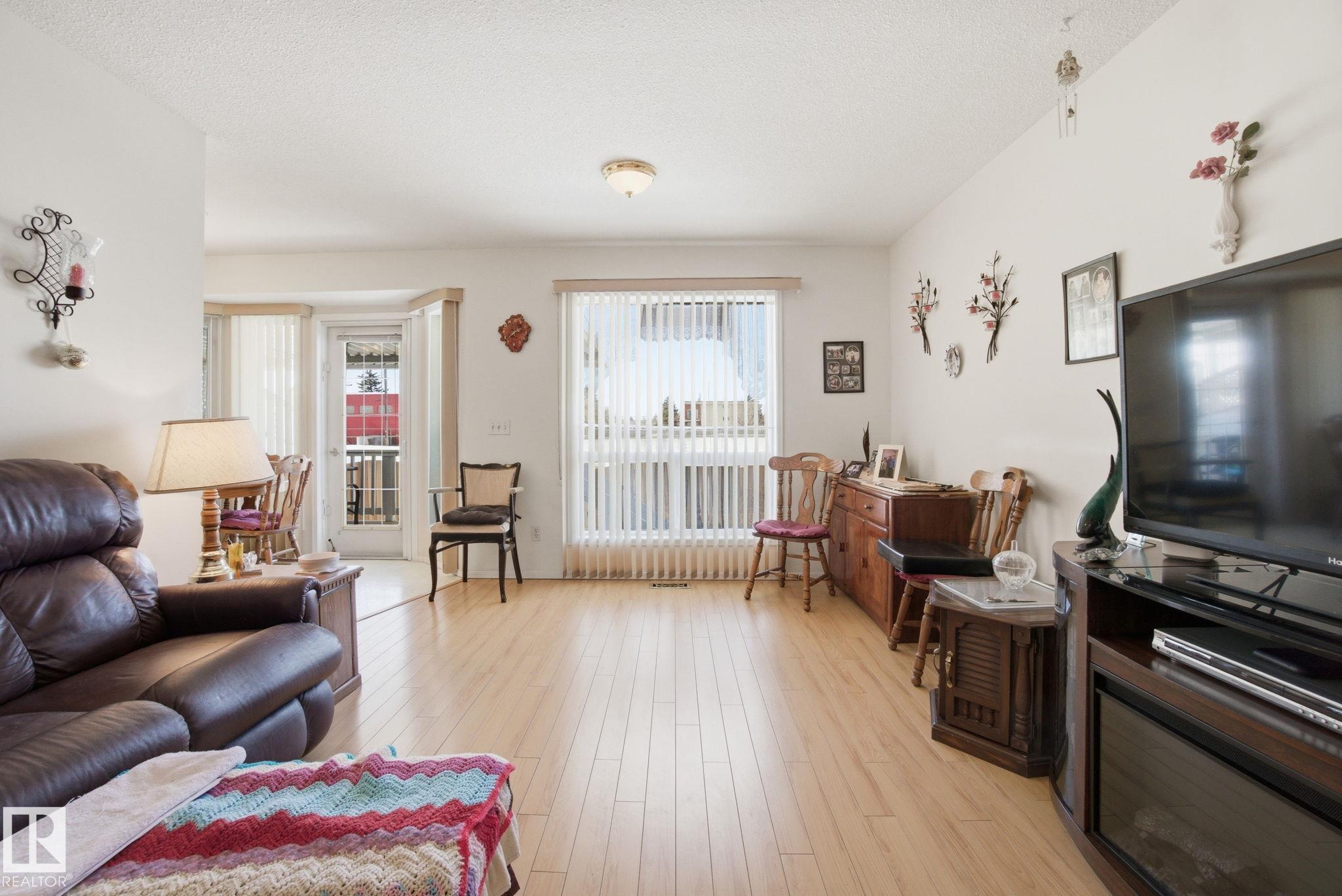 Photo 9 at 56 - 13320 124st NW, Kensington, Edmonton