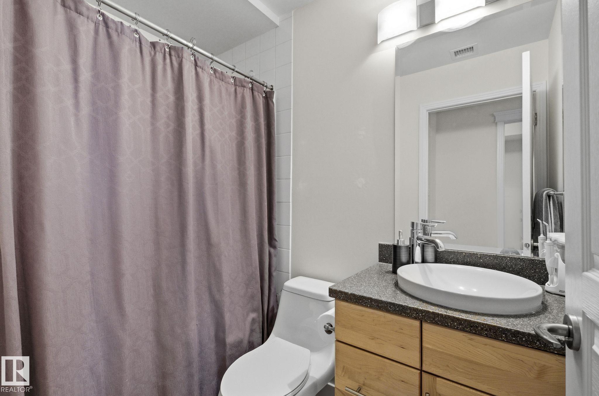 Photo 21 at 406 - 10333 112 Street NW, Wîhkwêntôwin, Edmonton