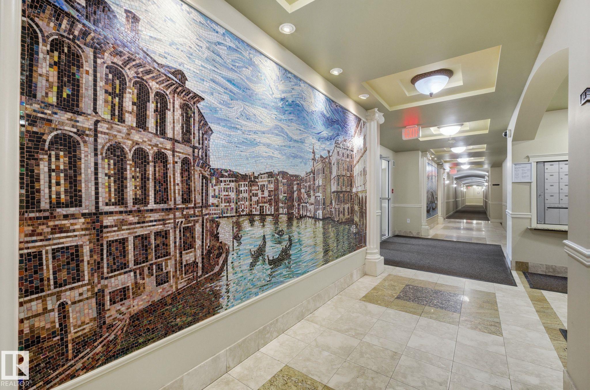 Photo 4 at 406 - 10333 112 Street NW, Wîhkwêntôwin, Edmonton