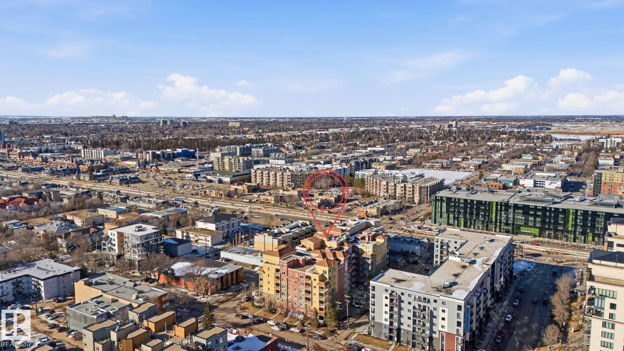 Photo 37 at 406 - 10333 112 Street NW, Wîhkwêntôwin, Edmonton