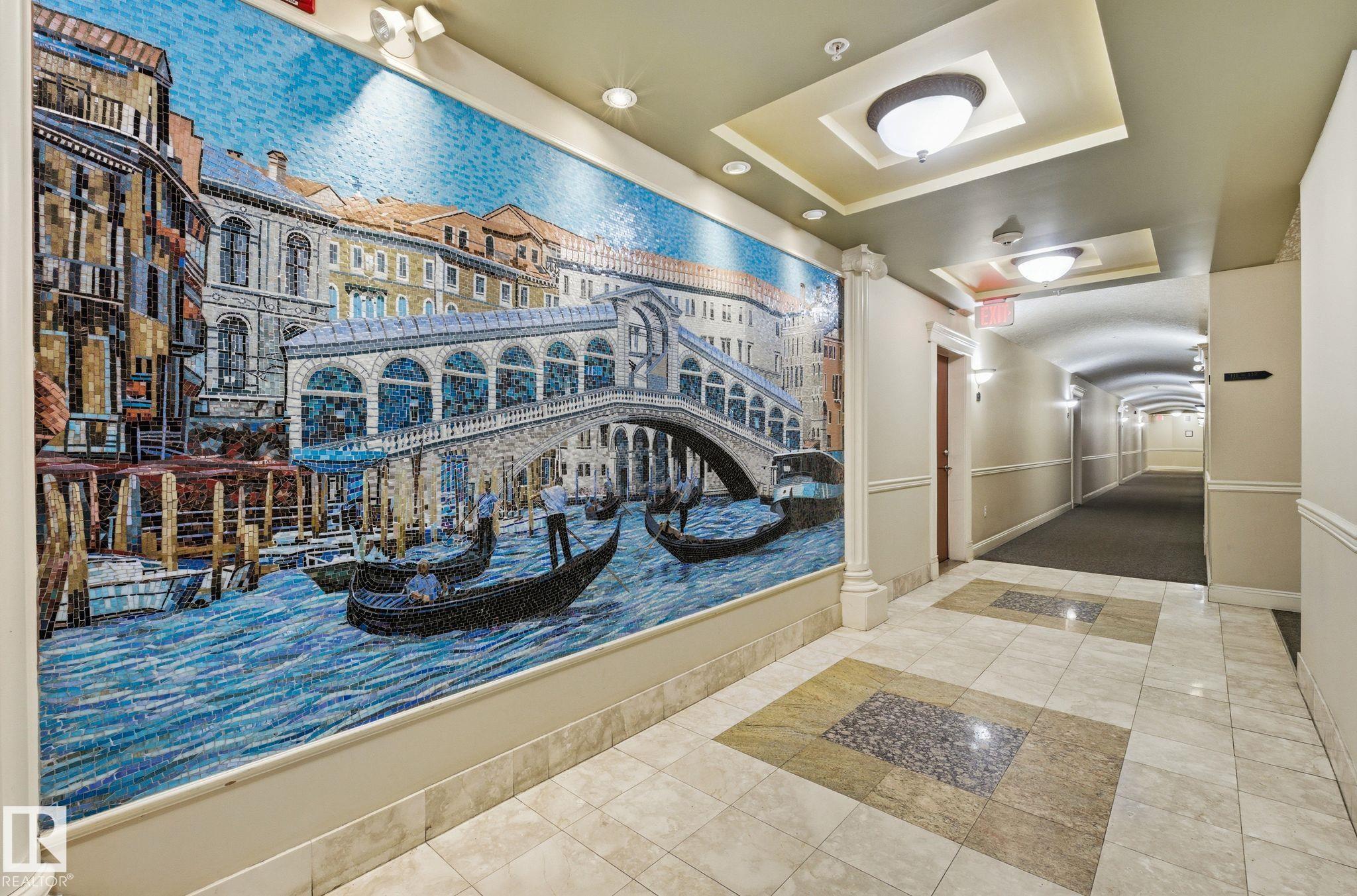 Photo 5 at 406 - 10333 112 Street NW, Wîhkwêntôwin, Edmonton