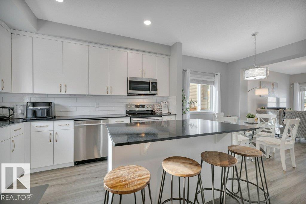 Photo 12 at 2067 Desrochers Drive SW, Desrochers Area, Edmonton