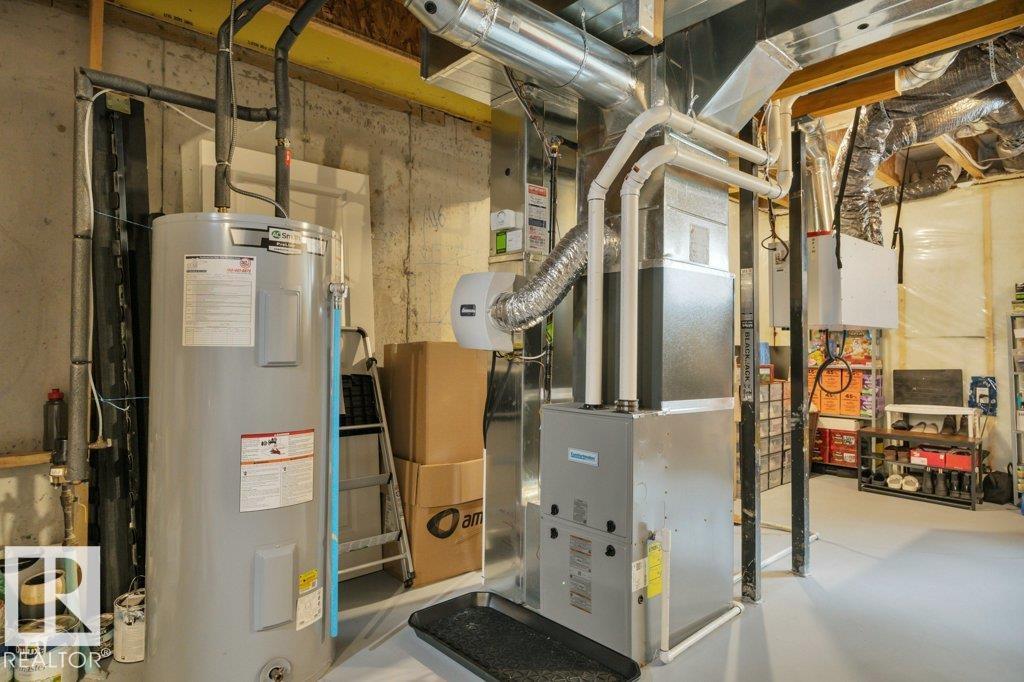 Photo 32 at 2067 Desrochers Drive SW, Desrochers Area, Edmonton