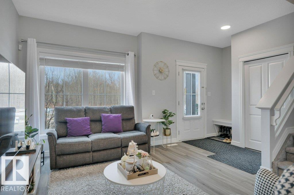 Photo 5 at 2067 Desrochers Drive SW, Desrochers Area, Edmonton