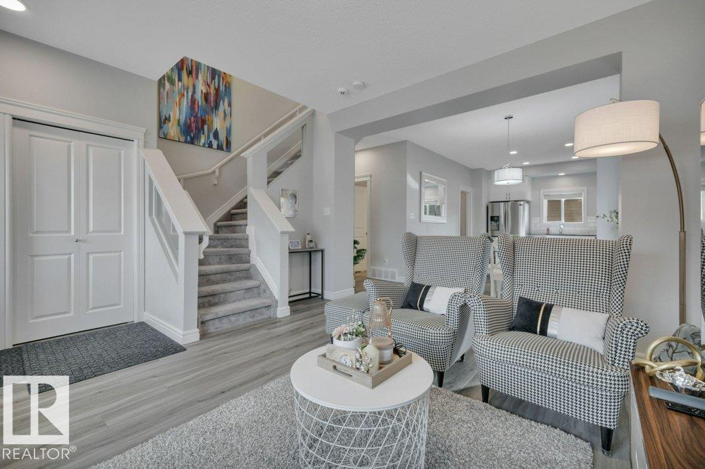 Photo 7 at 2067 Desrochers Drive SW, Desrochers Area, Edmonton