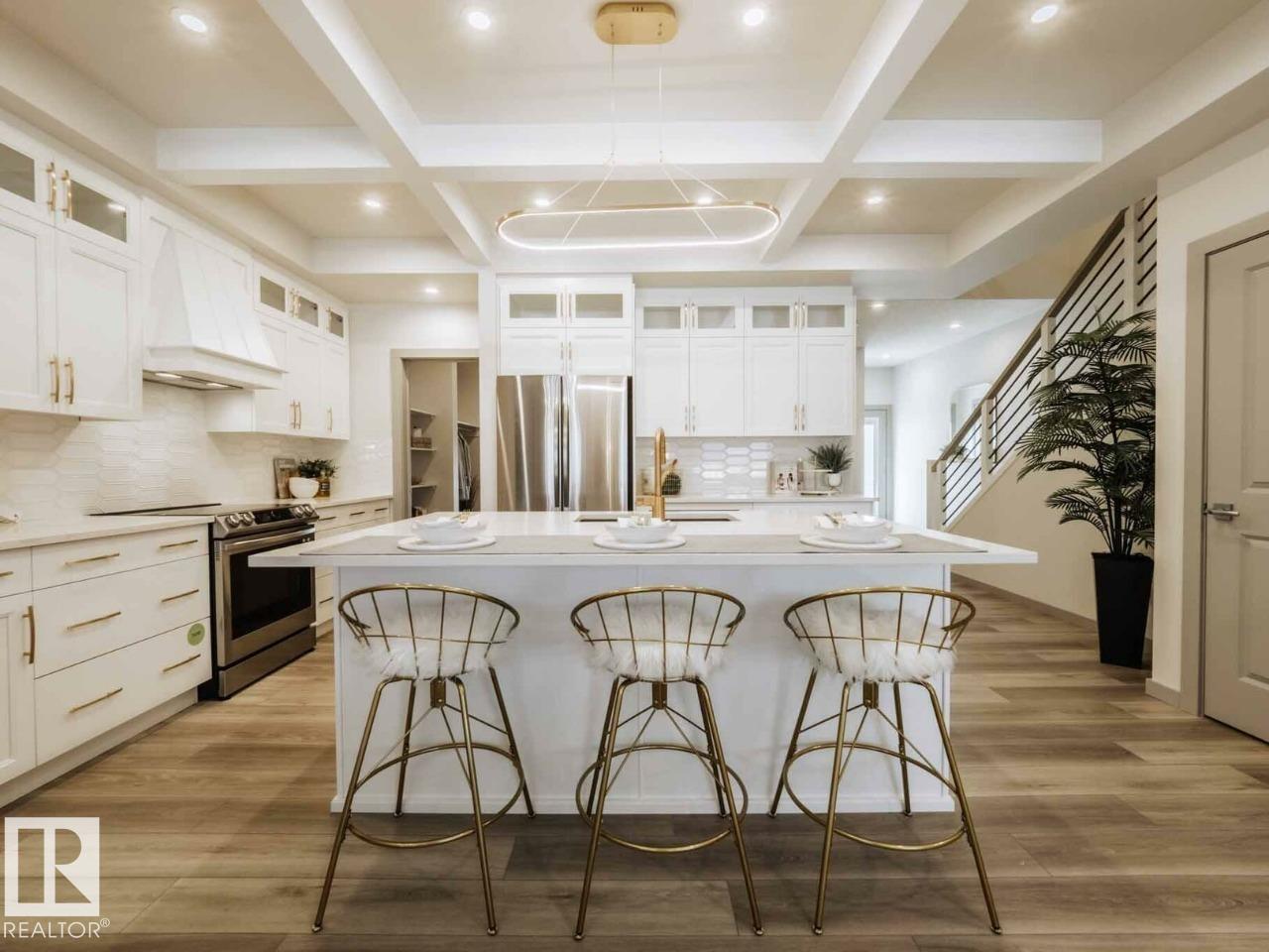 18004 70 Street NW, Crystallina Nera East, Edmonton