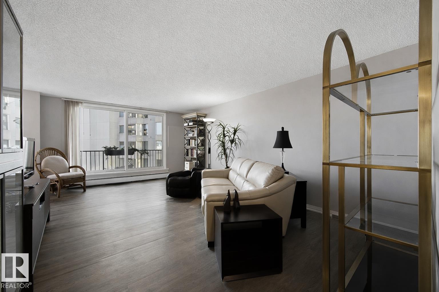 Photo 6 at 504 - 10015 119 Street NW, Wîhkwêntôwin, Edmonton