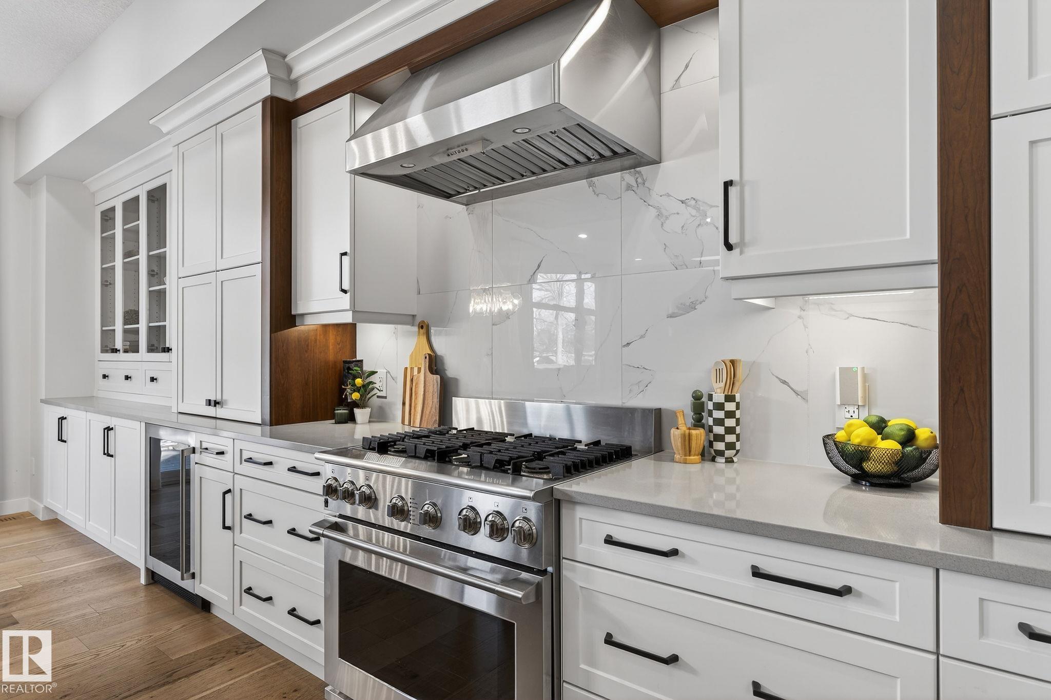 Photo 13 at 10908 57 Avenue NW, Pleasantview, Edmonton