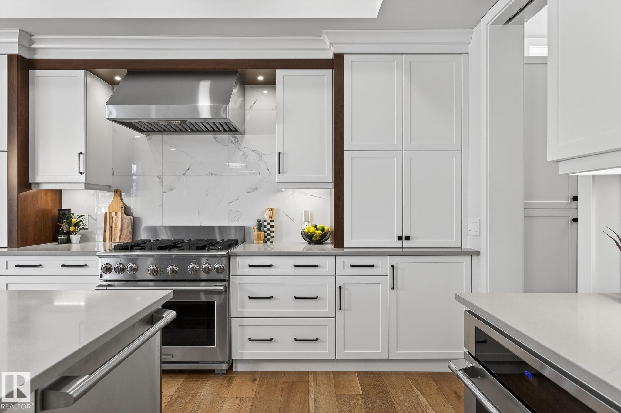 Photo 18 at 10908 57 Avenue NW, Pleasantview, Edmonton