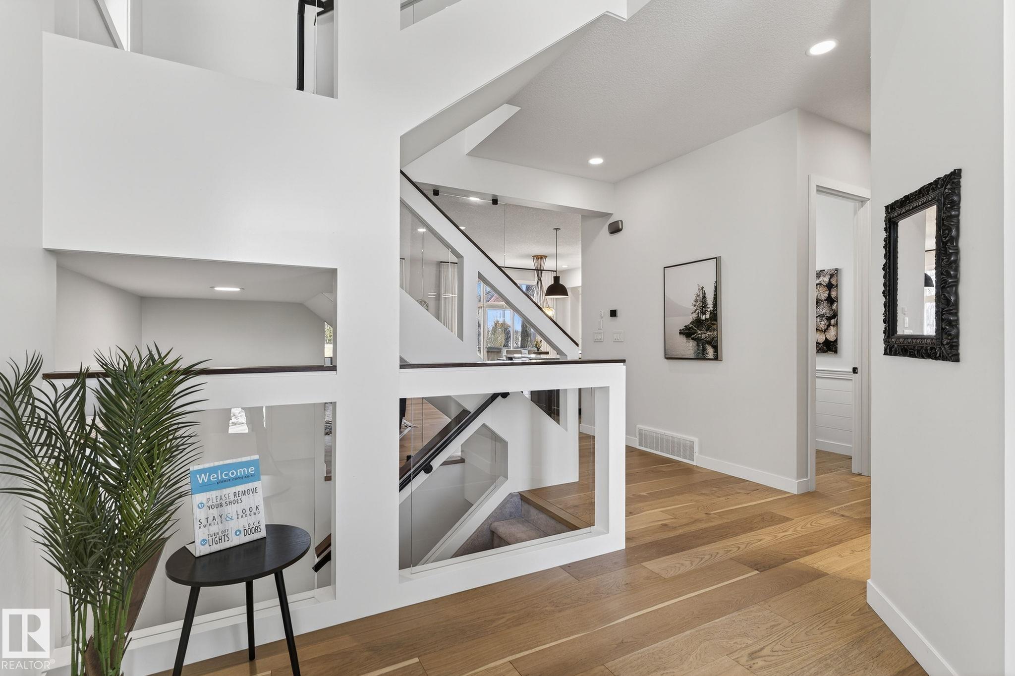 Photo 8 at 10908 57 Avenue NW, Pleasantview, Edmonton