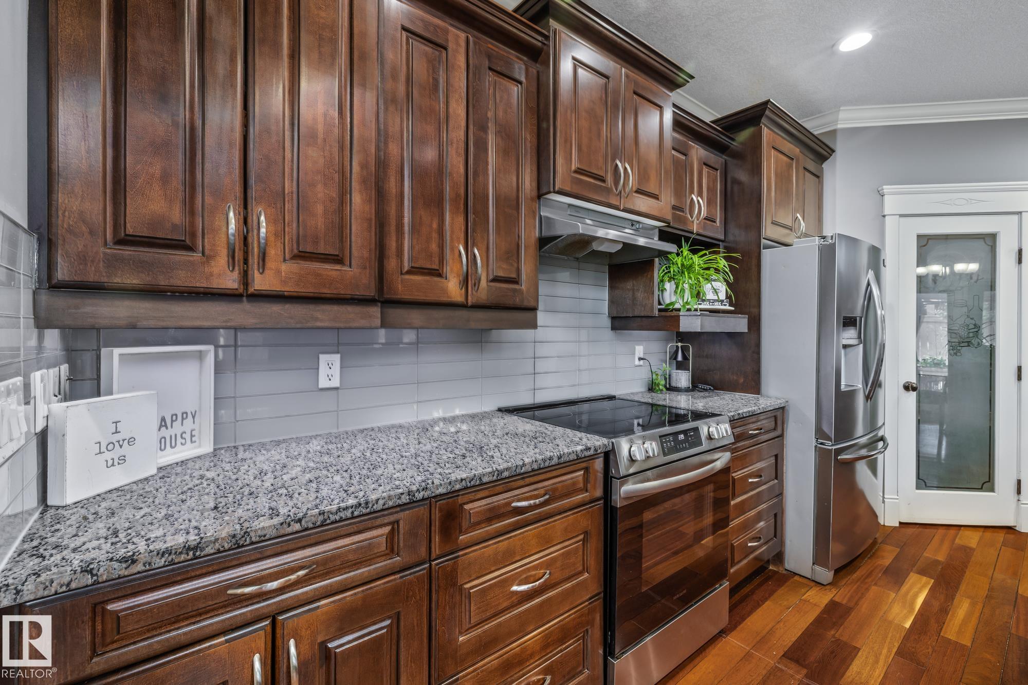 Photo 18 at 727 107a Street SW, Richford, Edmonton