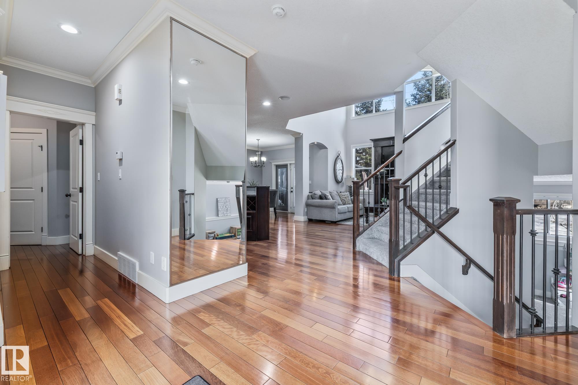 Photo 4 at 727 107a Street SW, Richford, Edmonton