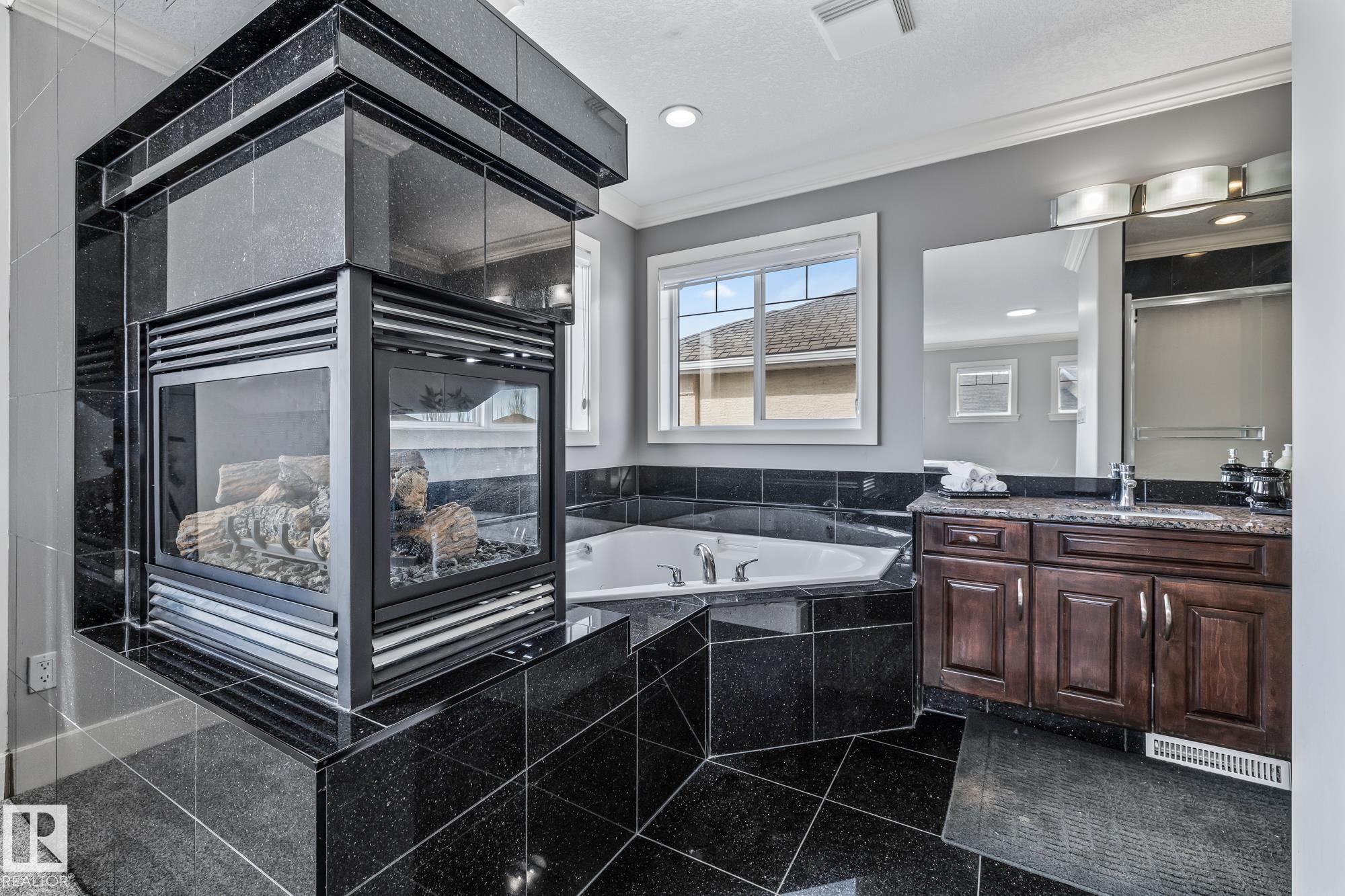 Photo 44 at 727 107a Street SW, Richford, Edmonton