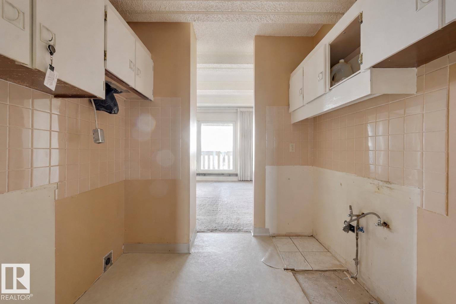 Photo 8 at 1204 - 9918 101 Street NW, Downtown, Edmonton