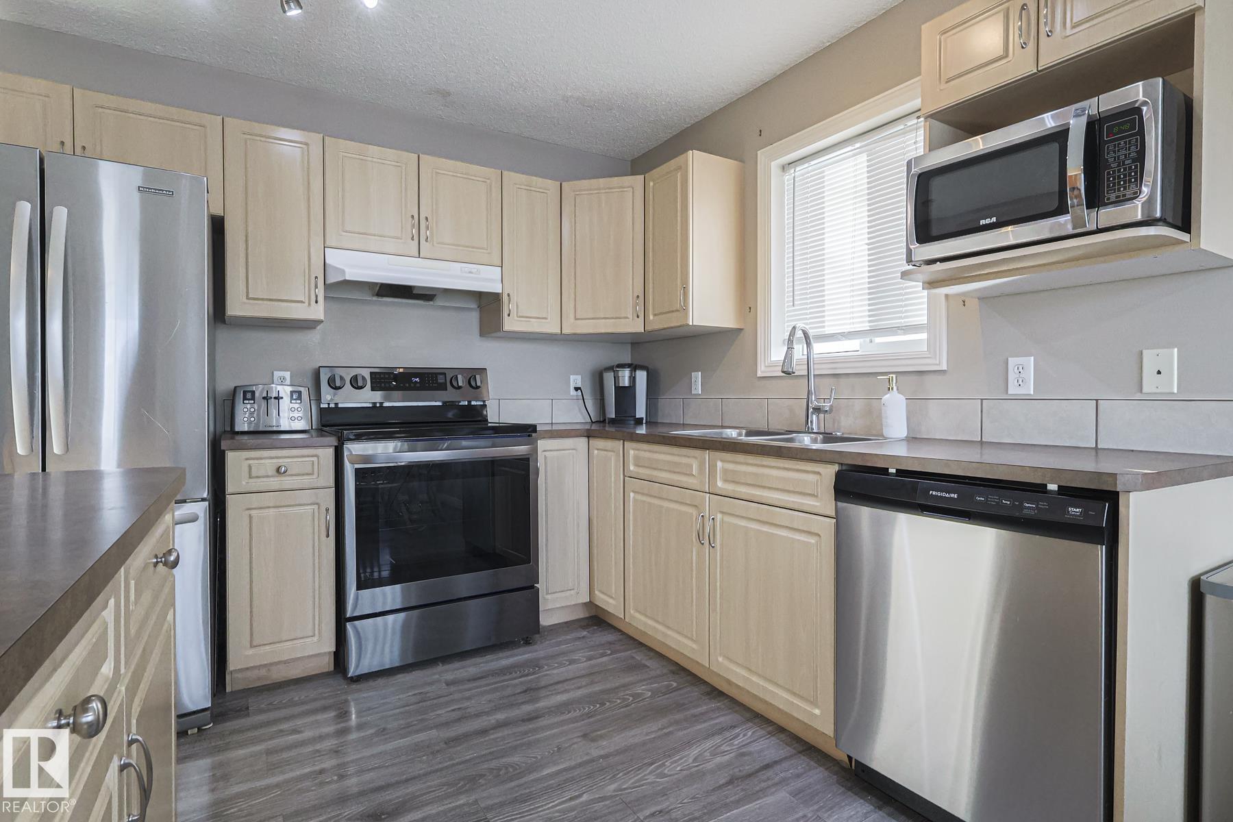 Photo 10 at 26 Summerland Way, Summerwood, Sherwood Park