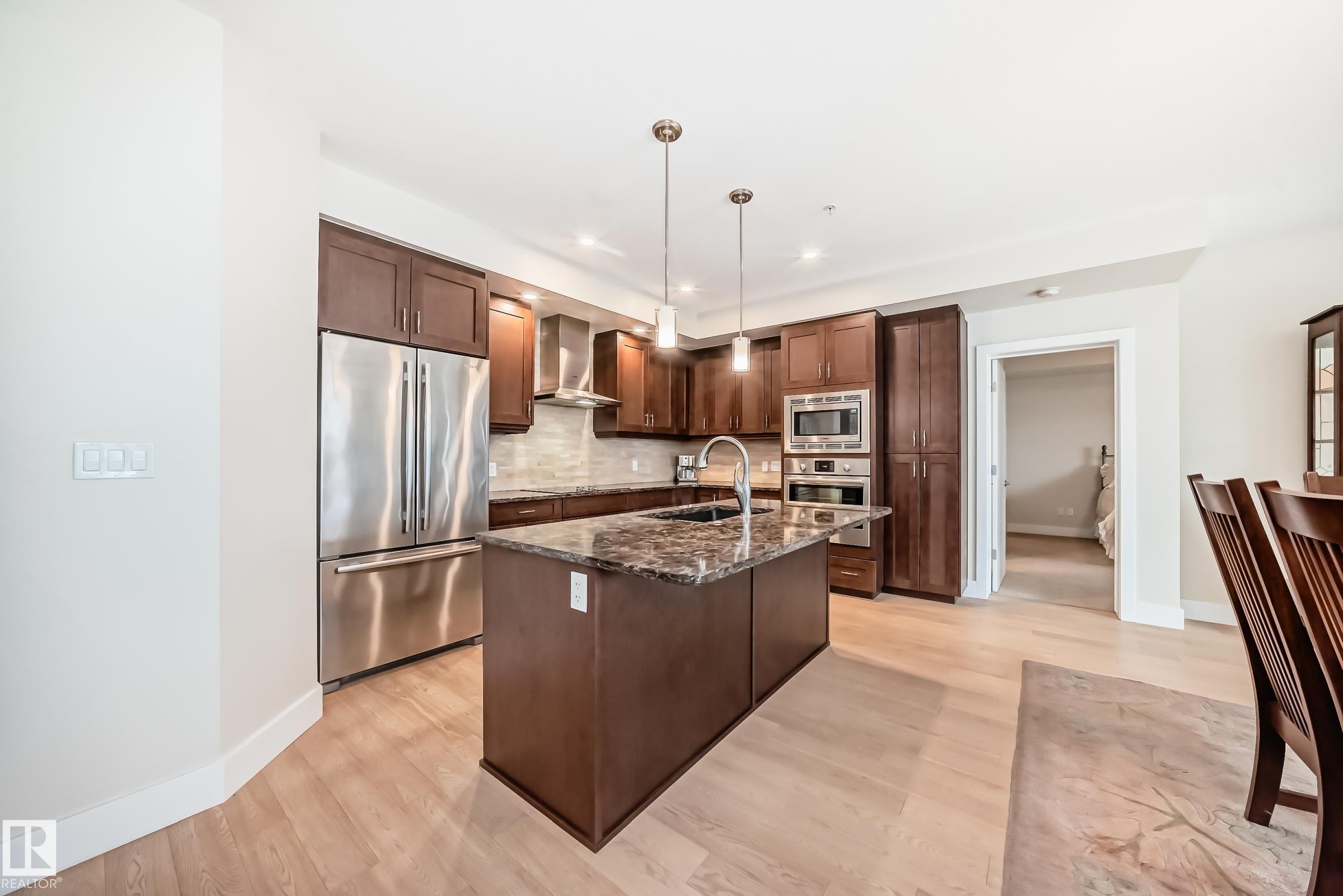 515 - 200 Bellerose Drive, Oakmont, St. Albert