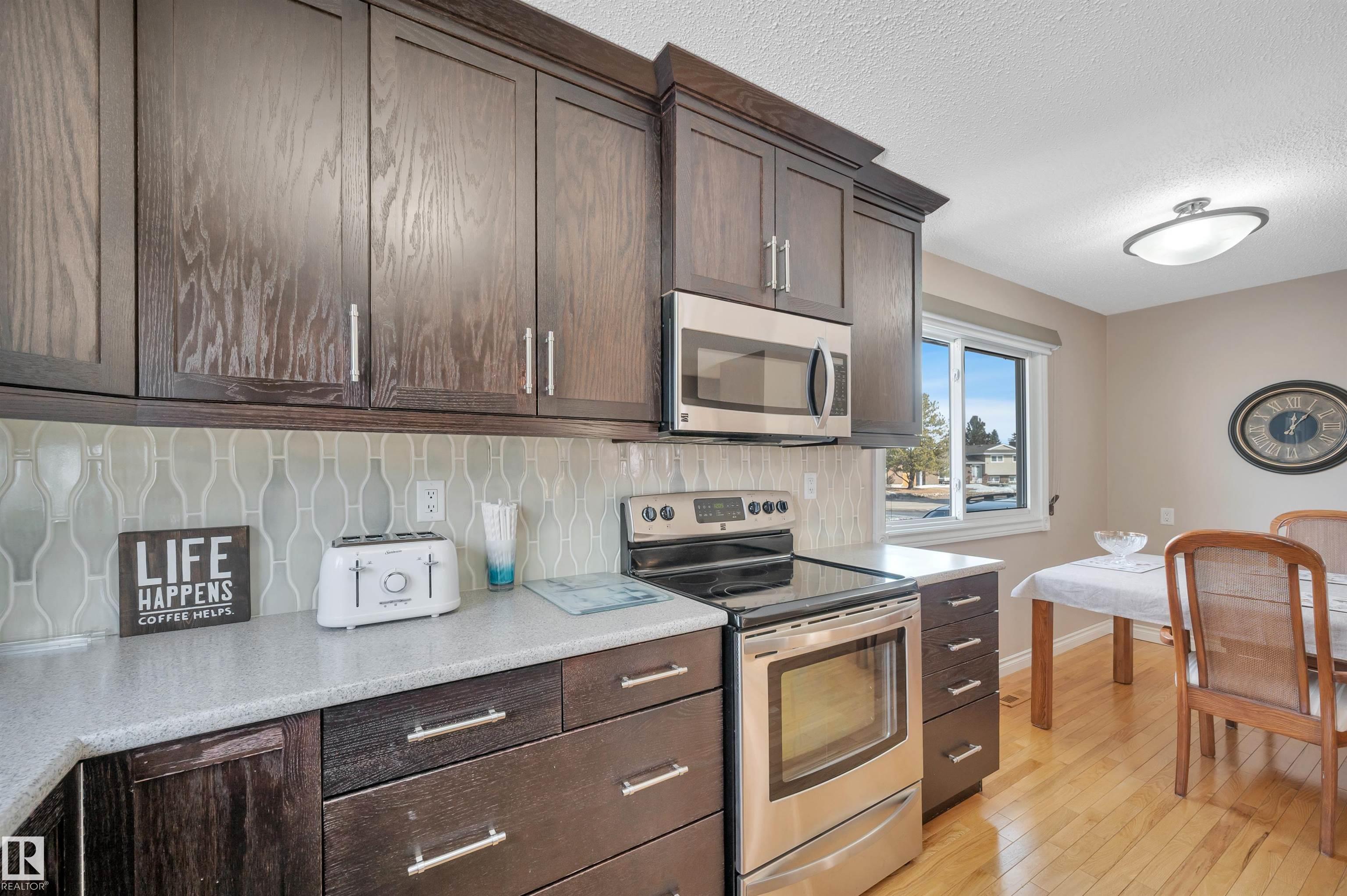 Photo 12 at 12944 28 Street NW, Kernohan, Edmonton