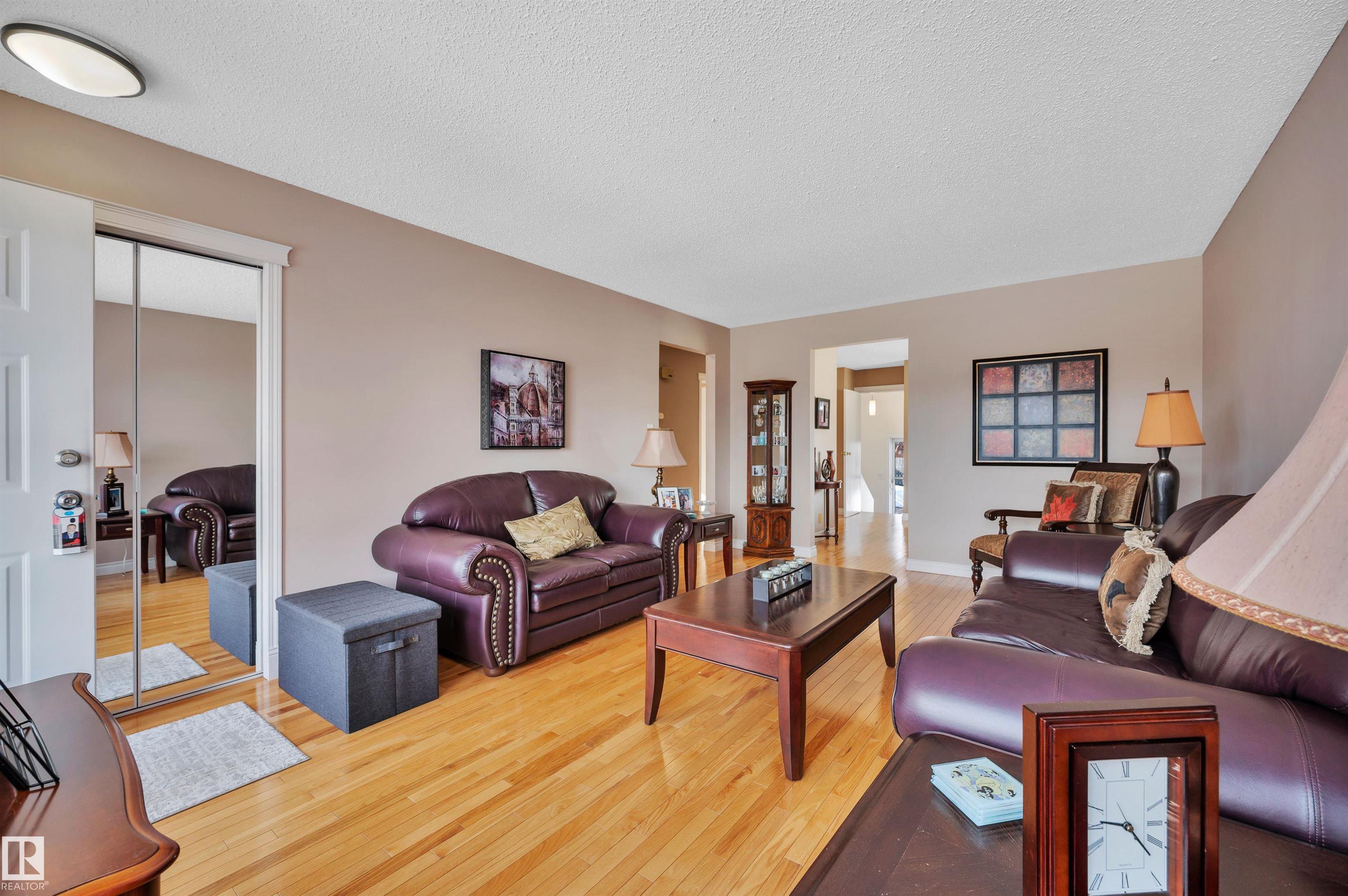 Photo 6 at 12944 28 Street NW, Kernohan, Edmonton