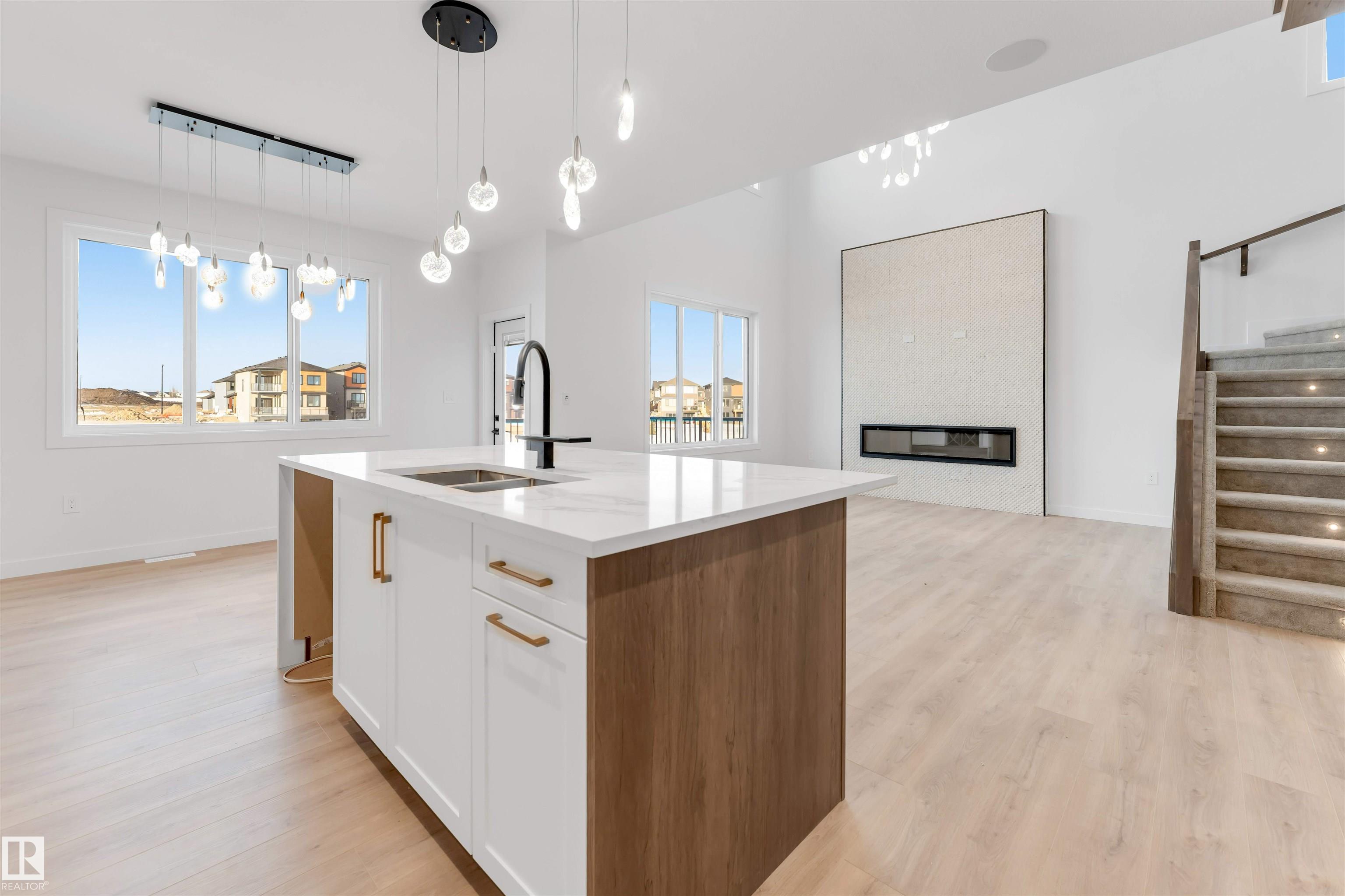 Photo 11 at 13 Trill point(e), Tonewood, Spruce Grove