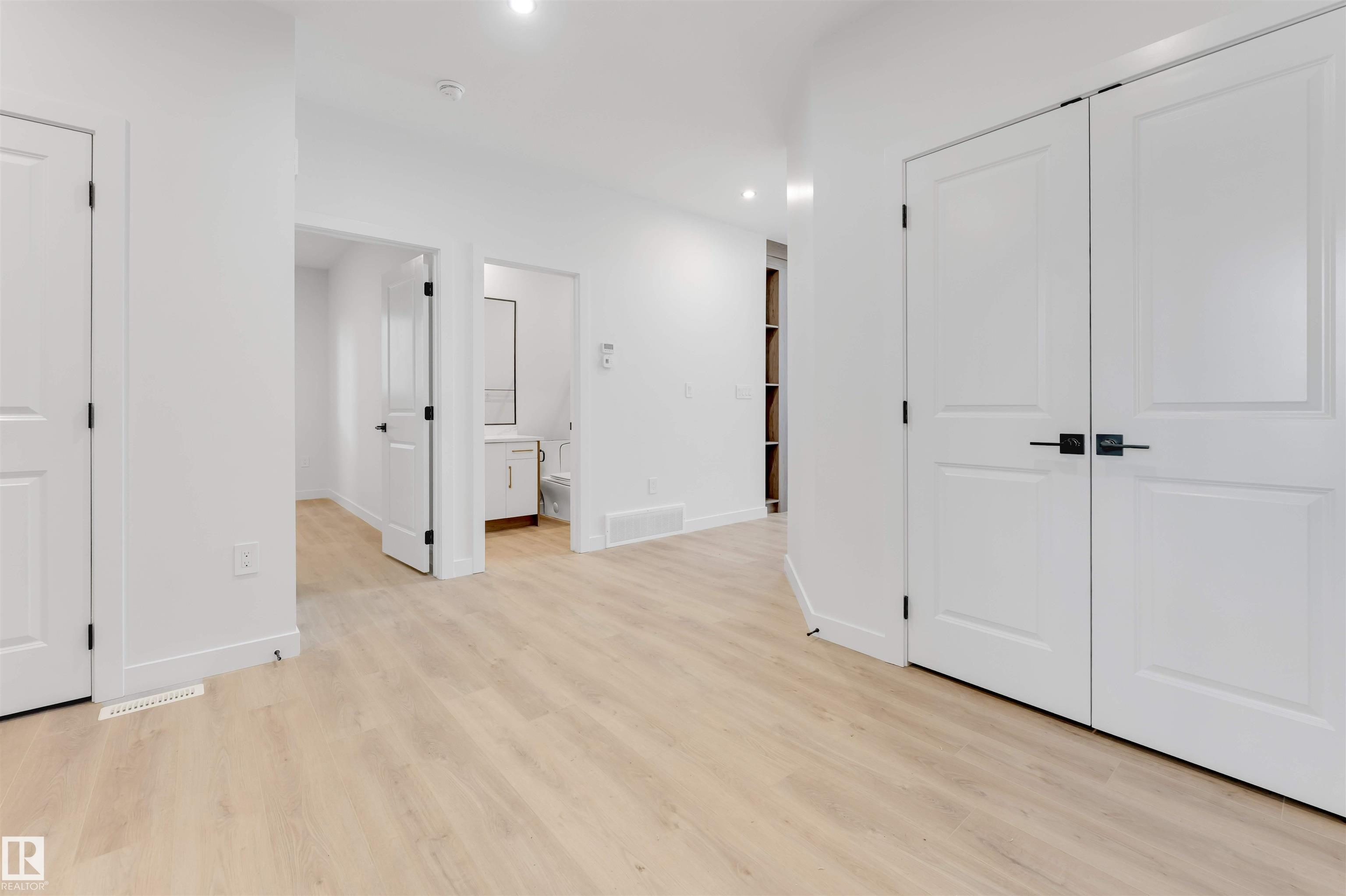 Photo 17 at 13 Trill point(e), Tonewood, Spruce Grove