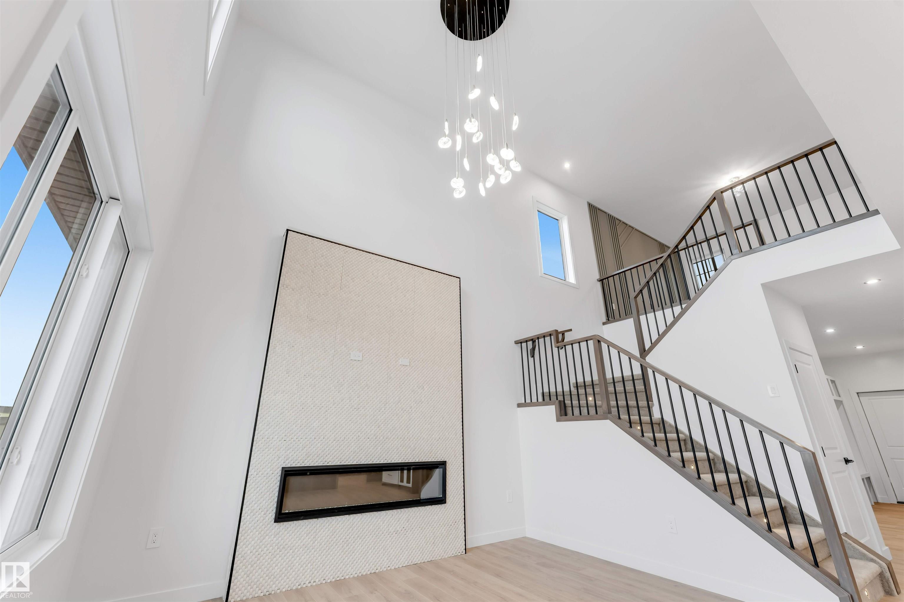 Photo 9 at 13 Trill point(e), Tonewood, Spruce Grove