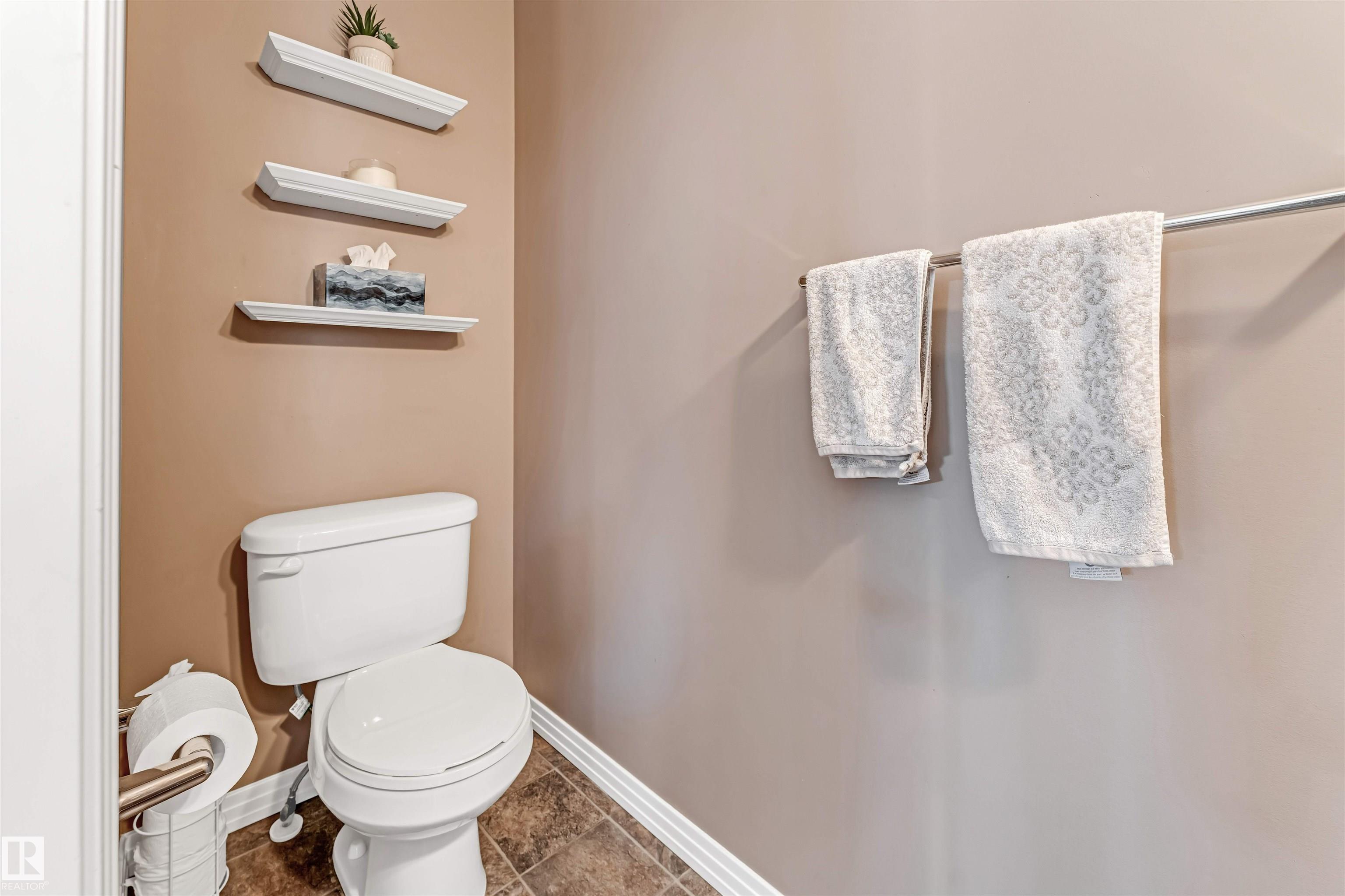 Photo 13 at 66 Rue Montalet, Montalet, Beaumont