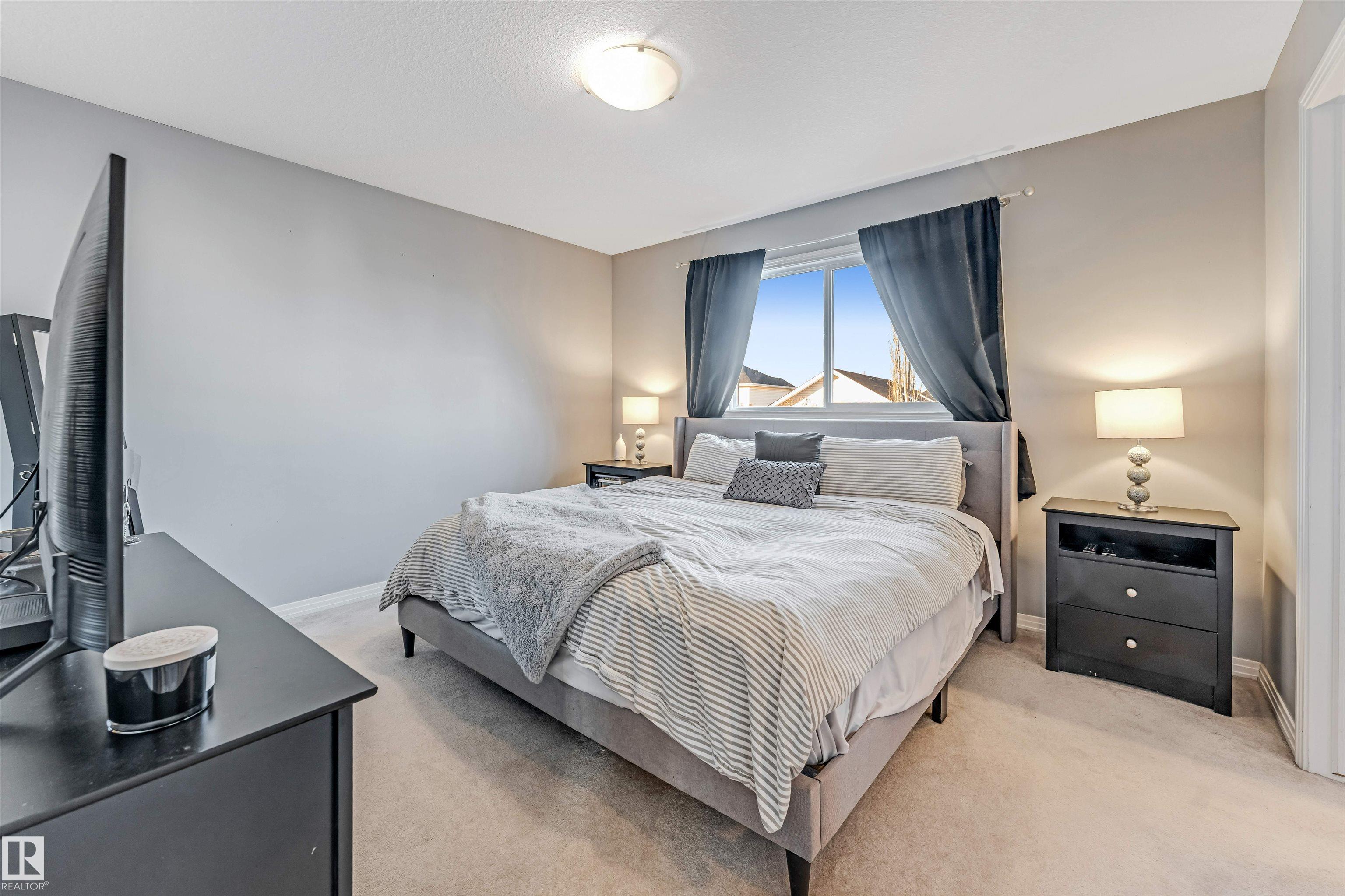 Photo 33 at 66 Rue Montalet, Montalet, Beaumont