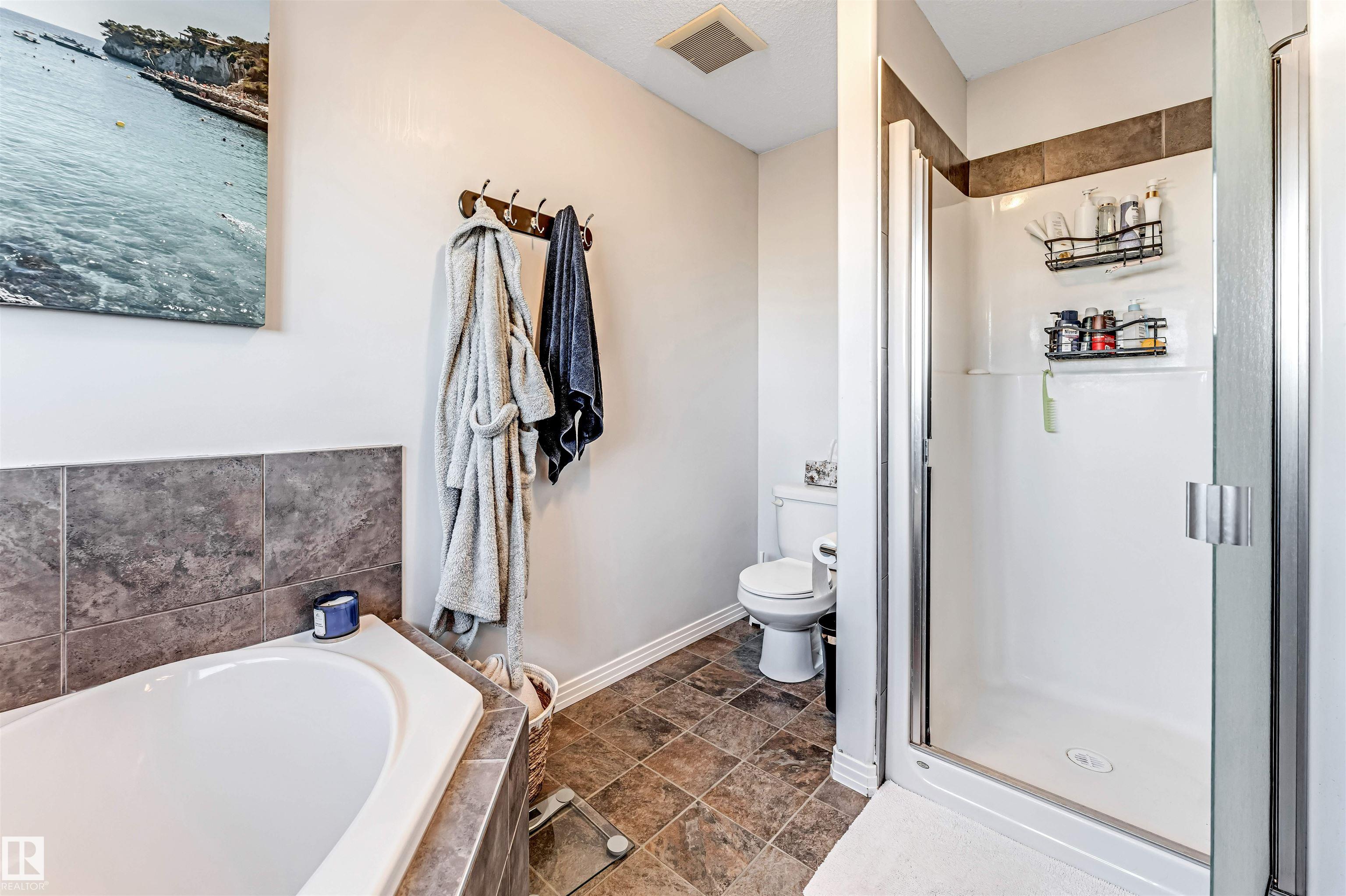 Photo 36 at 66 Rue Montalet, Montalet, Beaumont