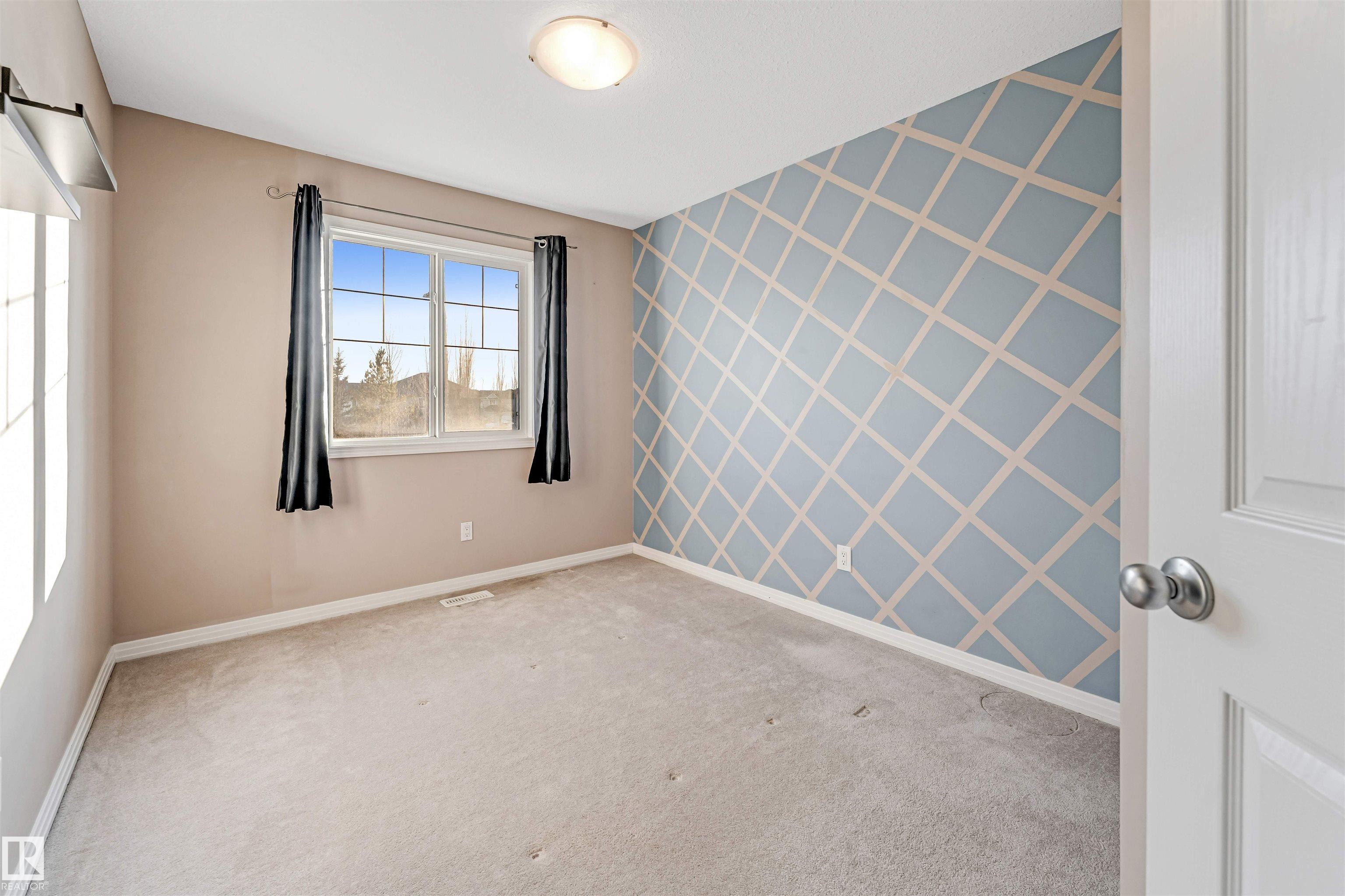 Photo 38 at 66 Rue Montalet, Montalet, Beaumont