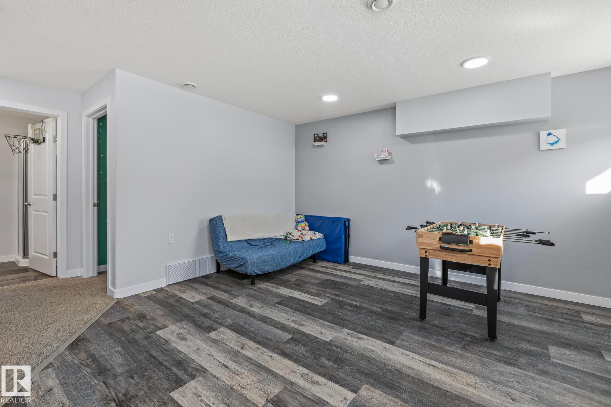 Photo 34 at 9702 104 Avenue, Morinville