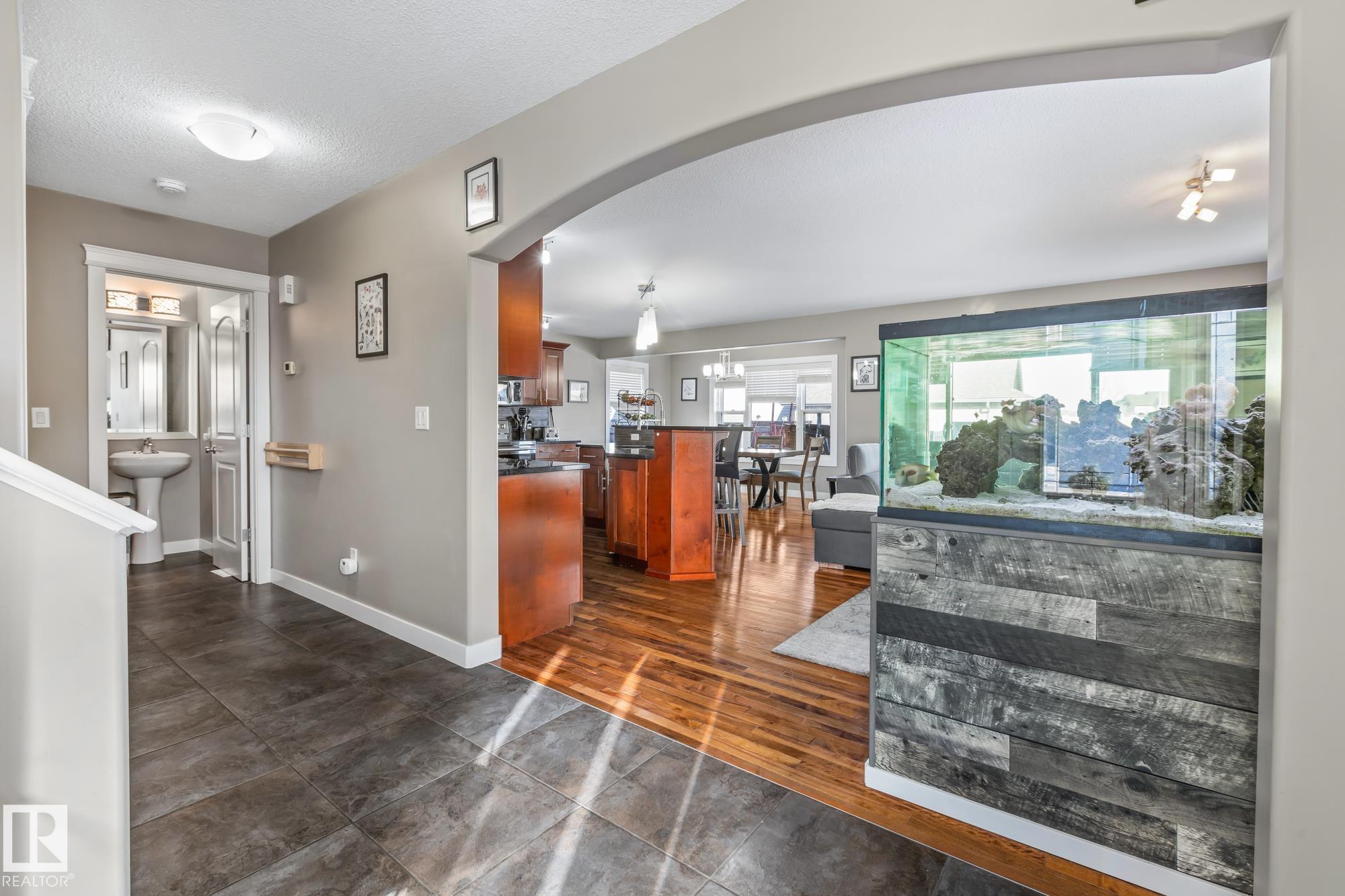 9702 104 Avenue, Morinville