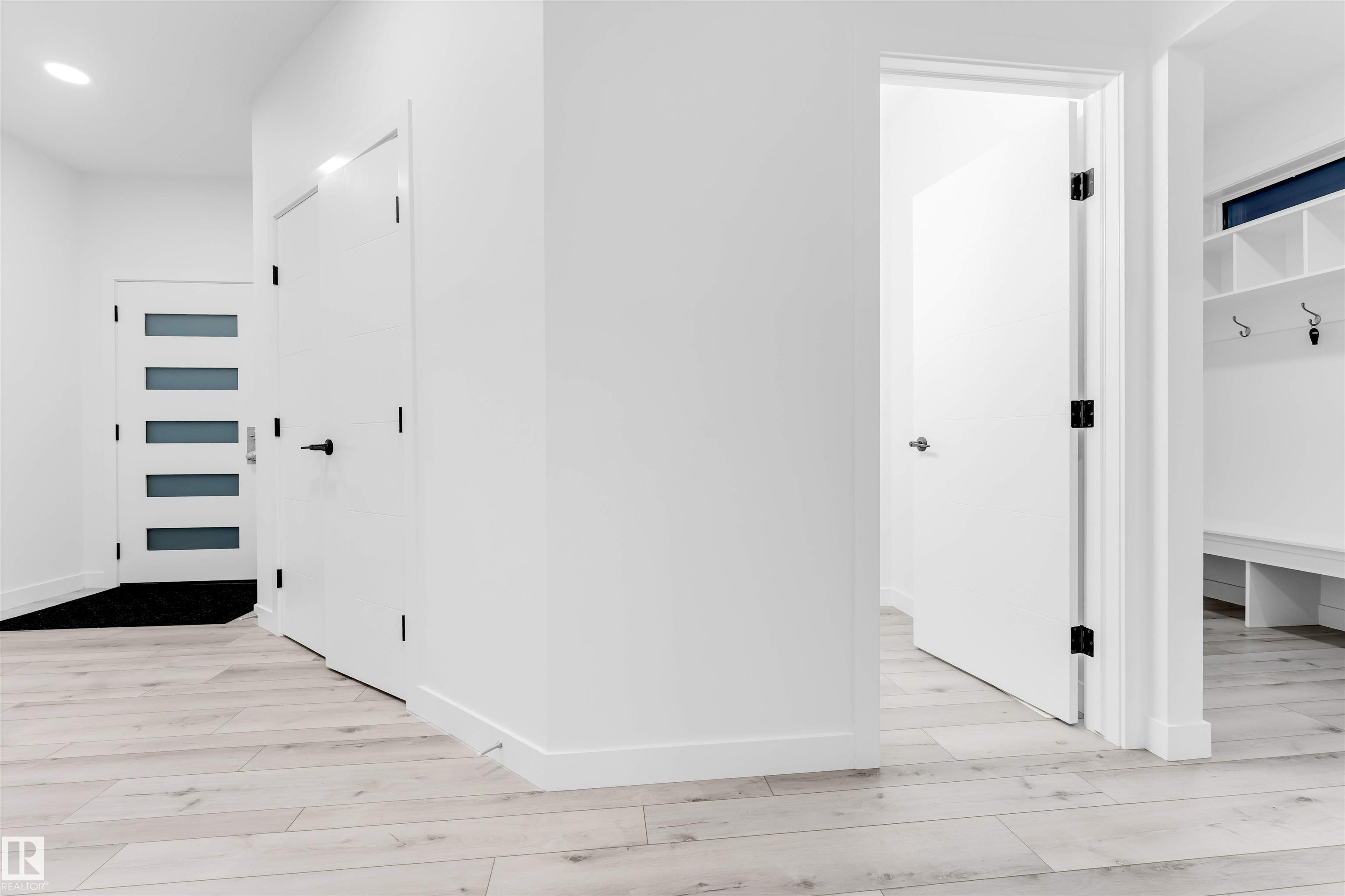 Picture for 19135 22 AV NW