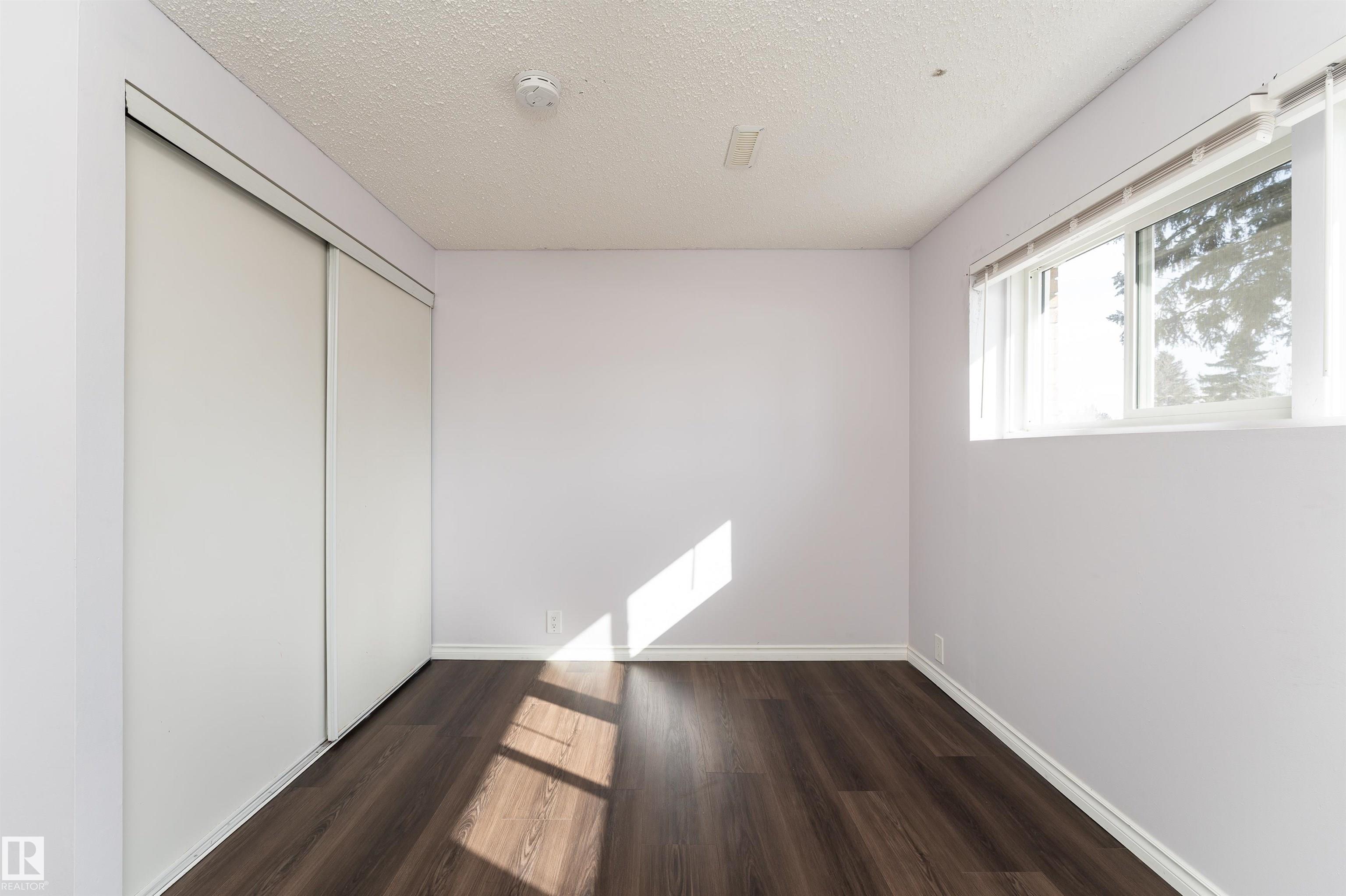 Photo 21 at 1518 Knottwood Road N NW, Ekota, Edmonton