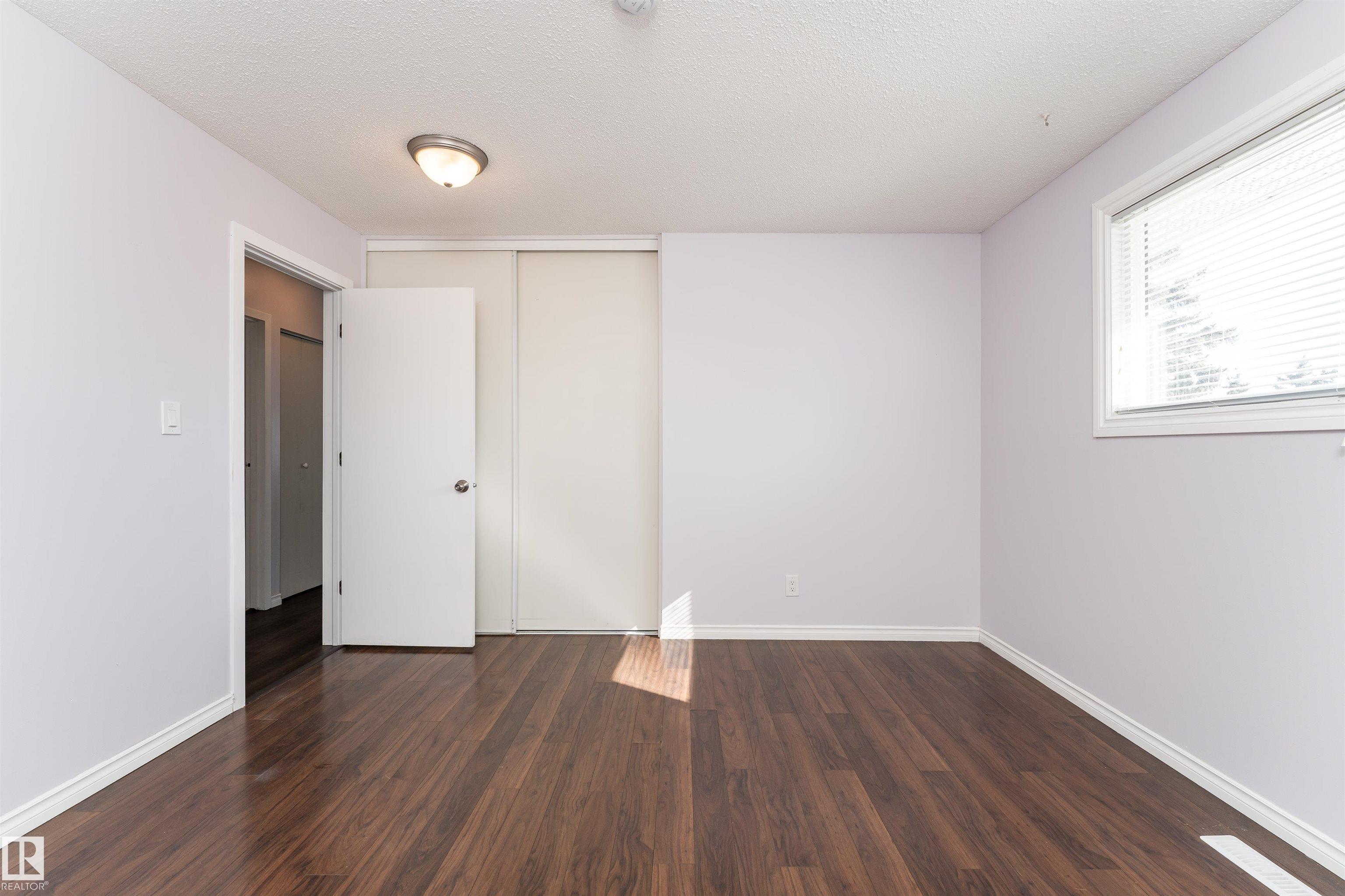 Photo 22 at 1518 Knottwood Road N NW, Ekota, Edmonton