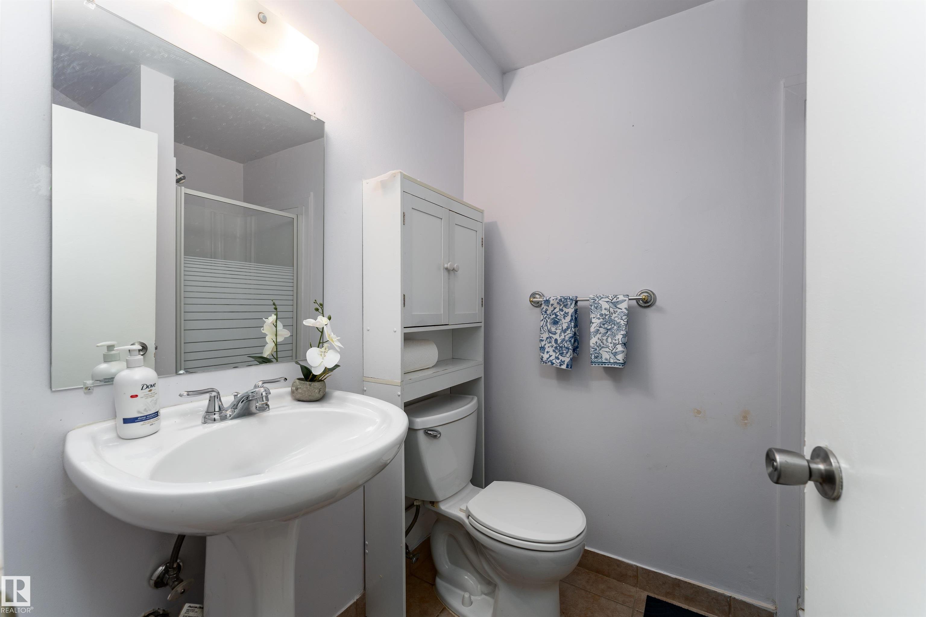 Photo 31 at 1518 Knottwood Road N NW, Ekota, Edmonton