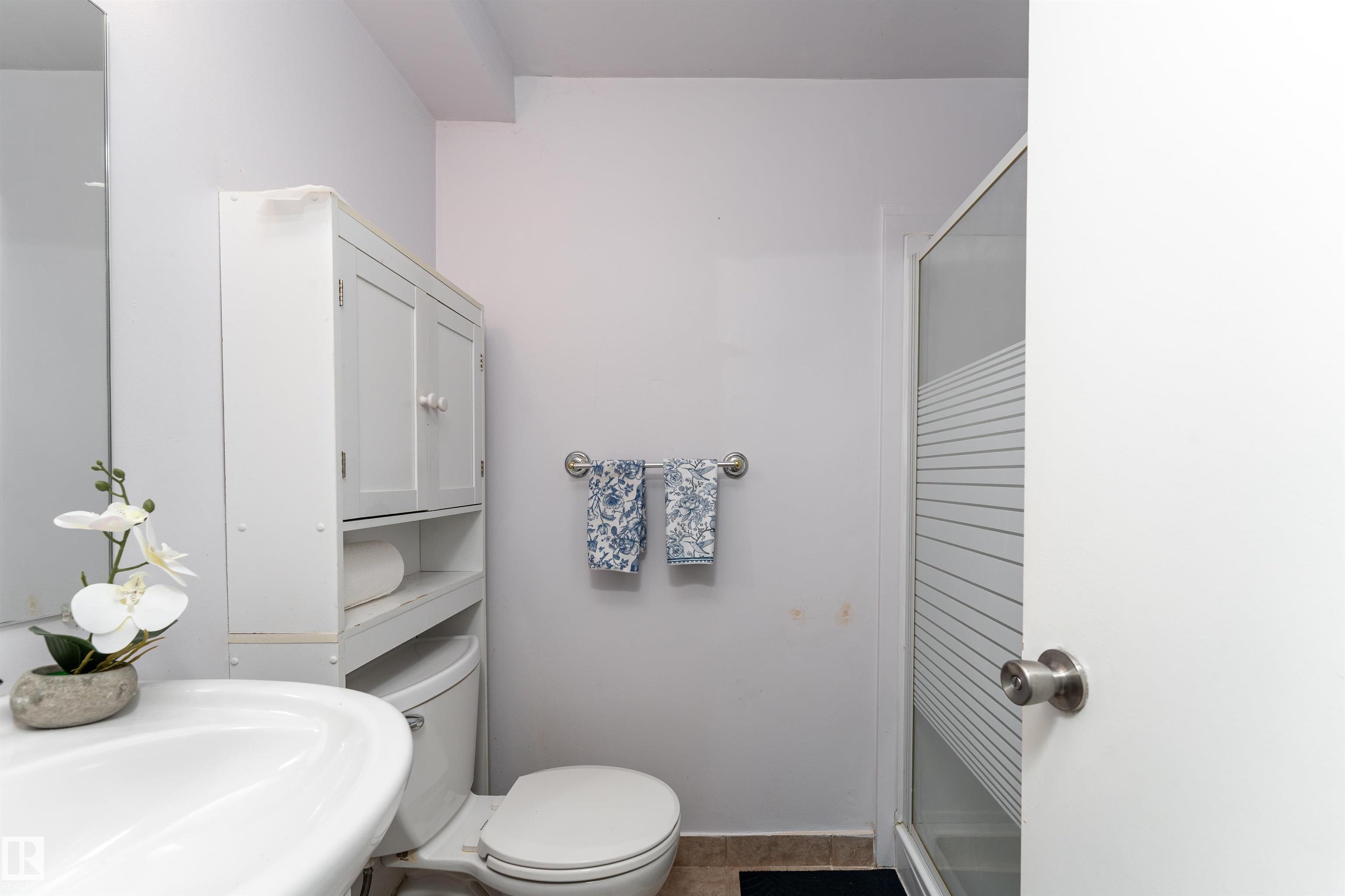 Photo 33 at 1518 Knottwood Road N NW, Ekota, Edmonton