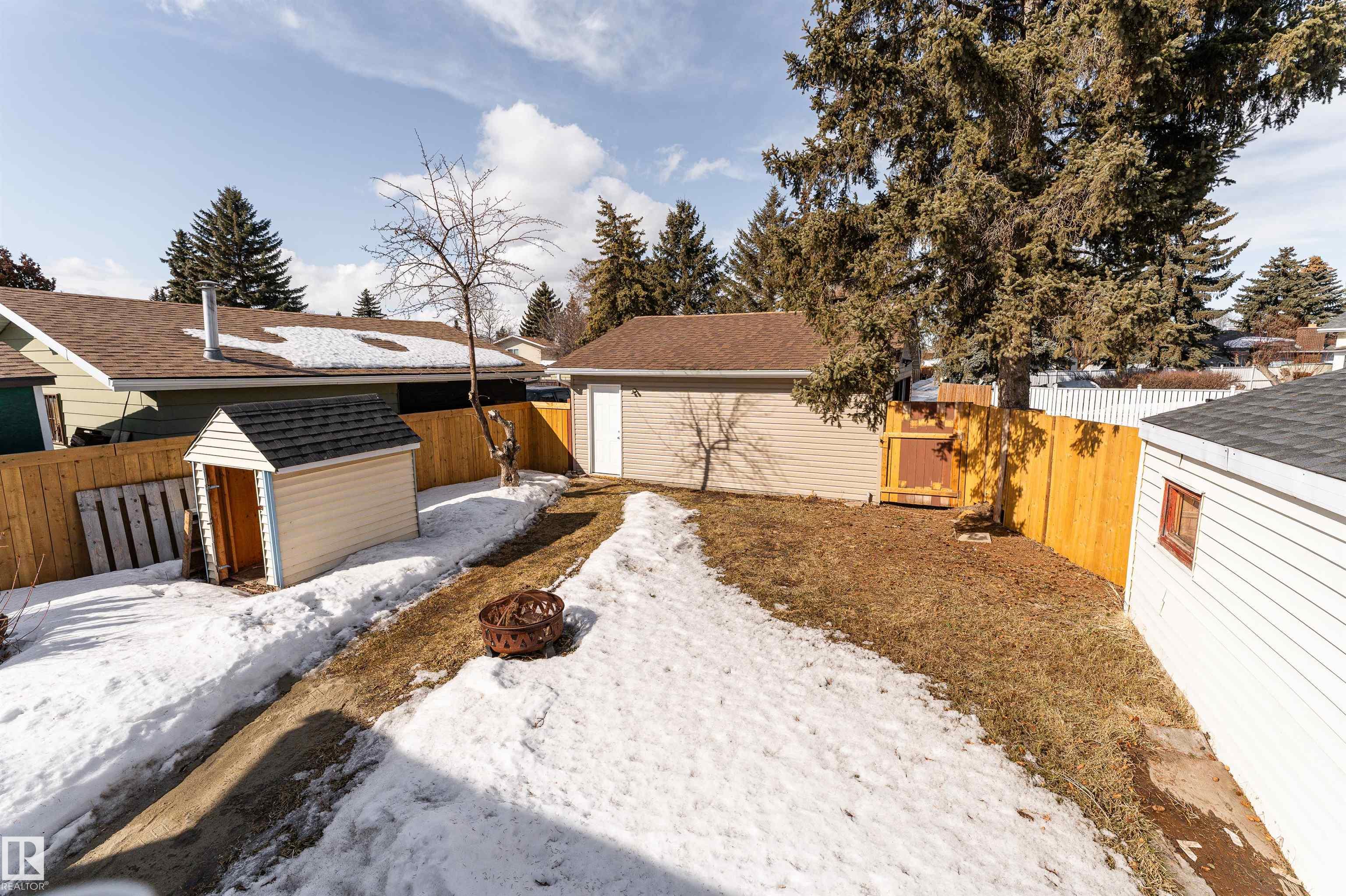 Photo 40 at 1518 Knottwood Road N NW, Ekota, Edmonton