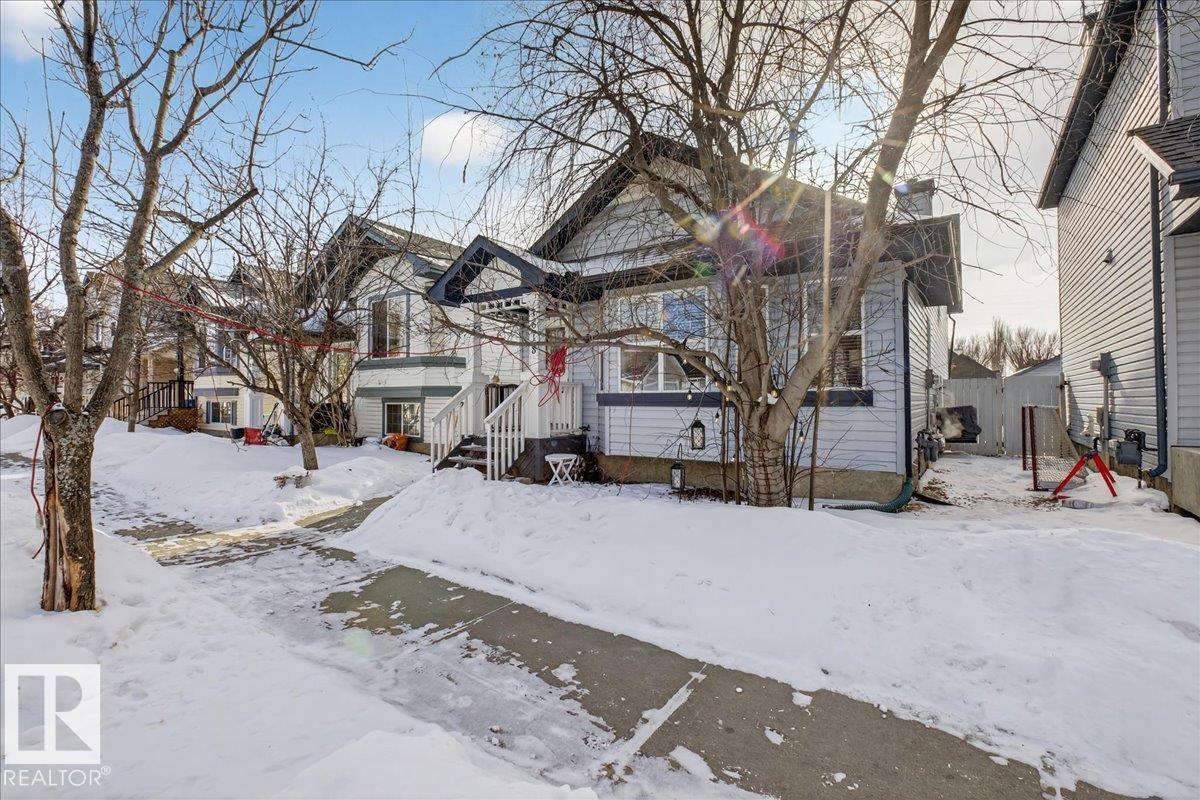 Photo 2 at 1618 Tompkins Wynd NW, Terwillegar Towne, Edmonton