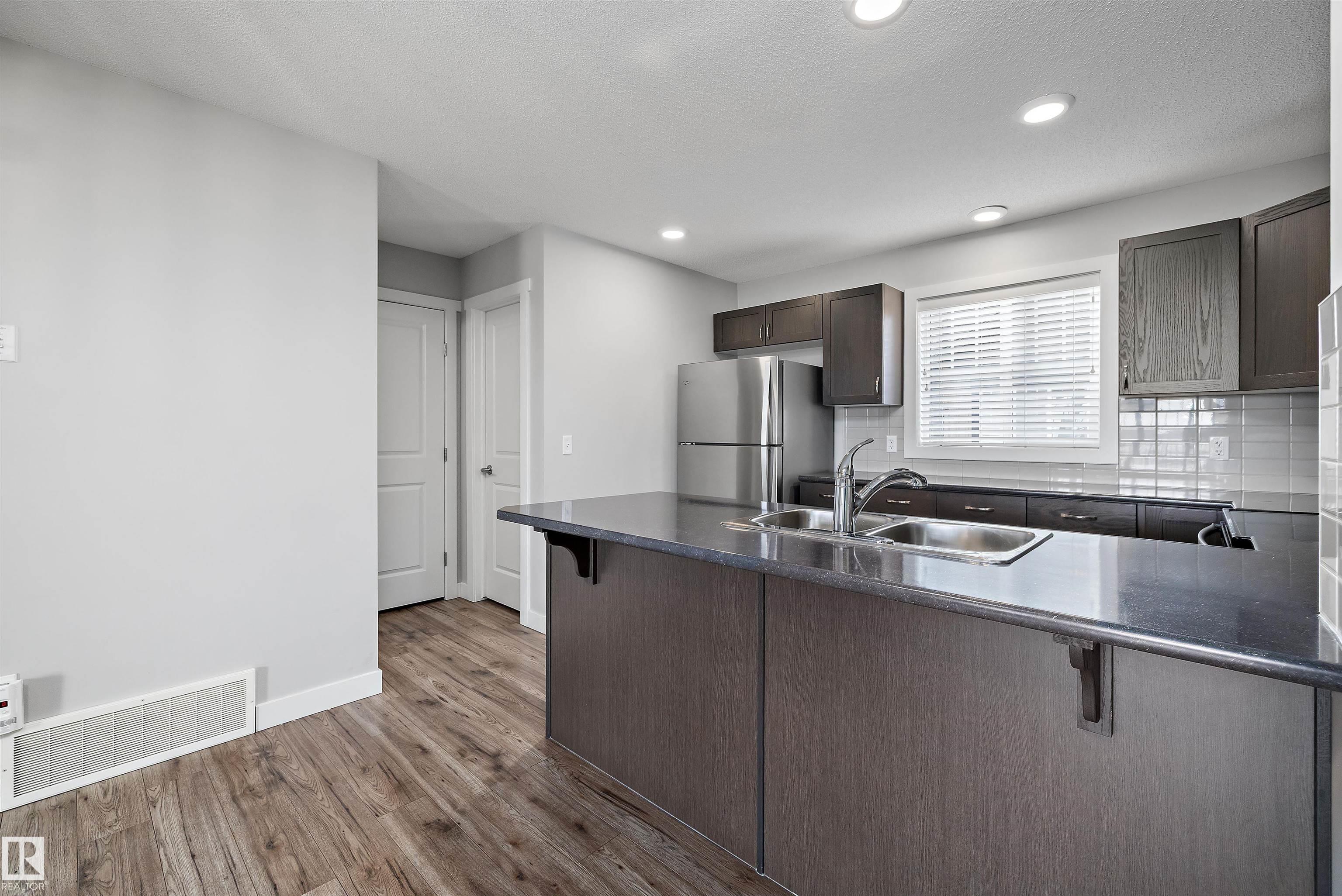 Photo 14 at 45 - 1005 Graydon Hill Boulevard SW, Graydon Hill, Edmonton