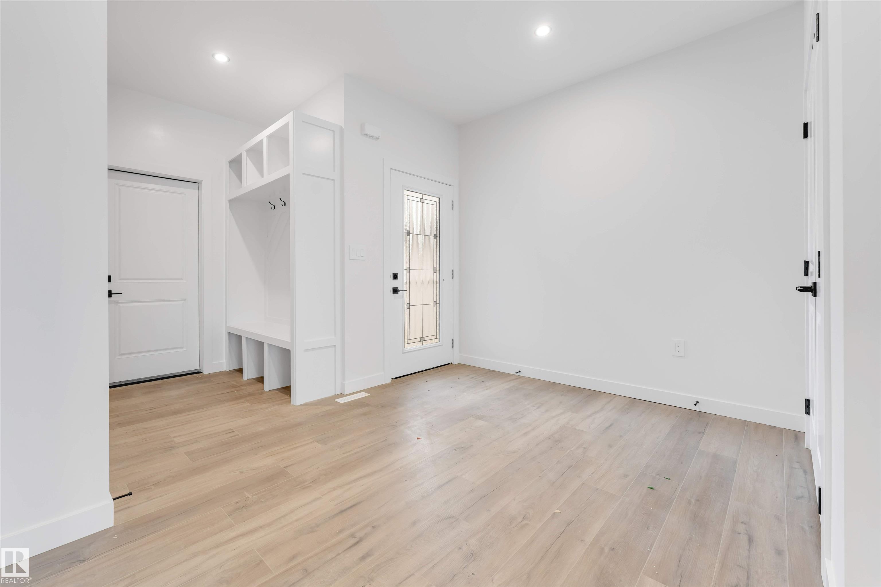 Photo 13 at 7 Axelwood Crescent, Jesperdale, Spruce Grove