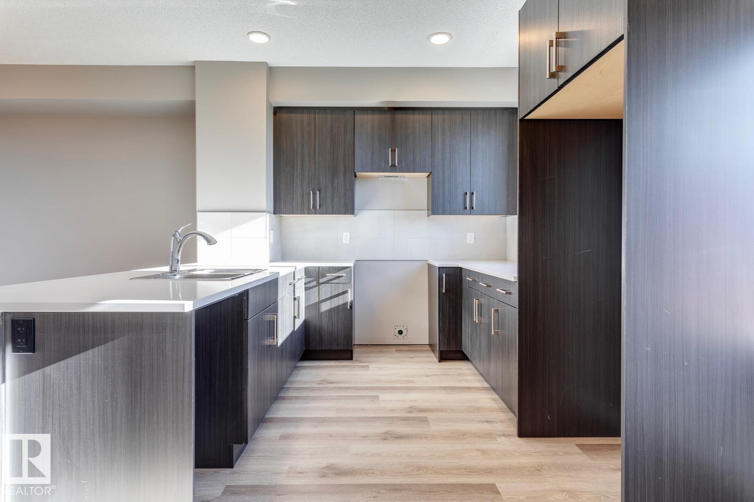 Photo 11 at 48 - 13139 205 Street NW, Trumpeter Area, Edmonton