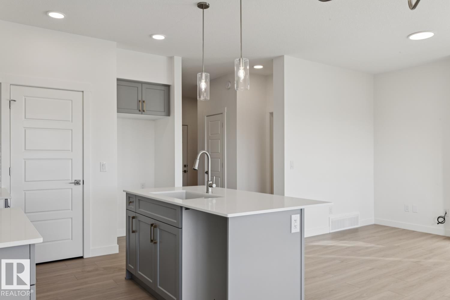 Photo 11 at 19131 20 Avenue NW, River's Edge, Edmonton