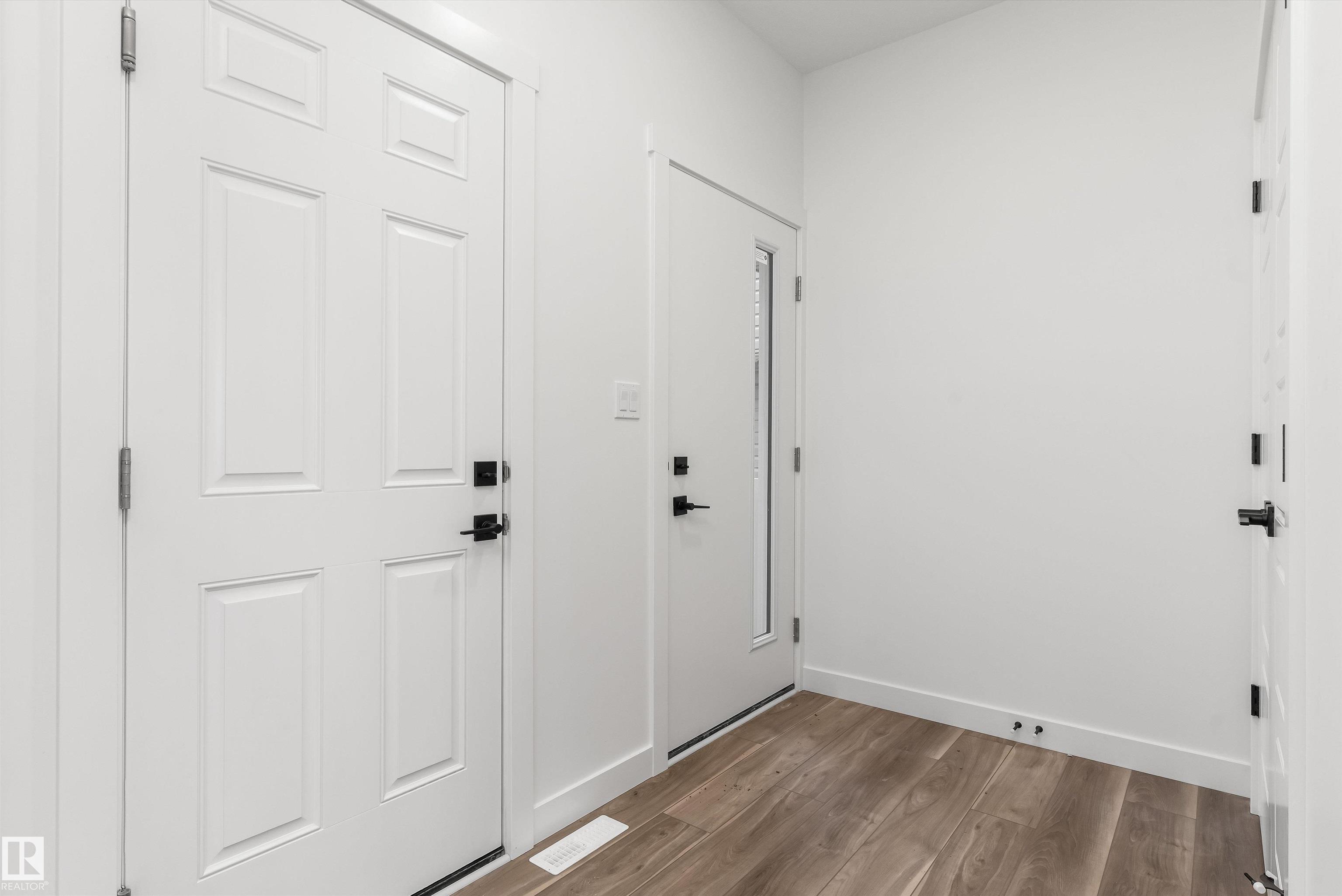 Picture for 19131 20 AV NW