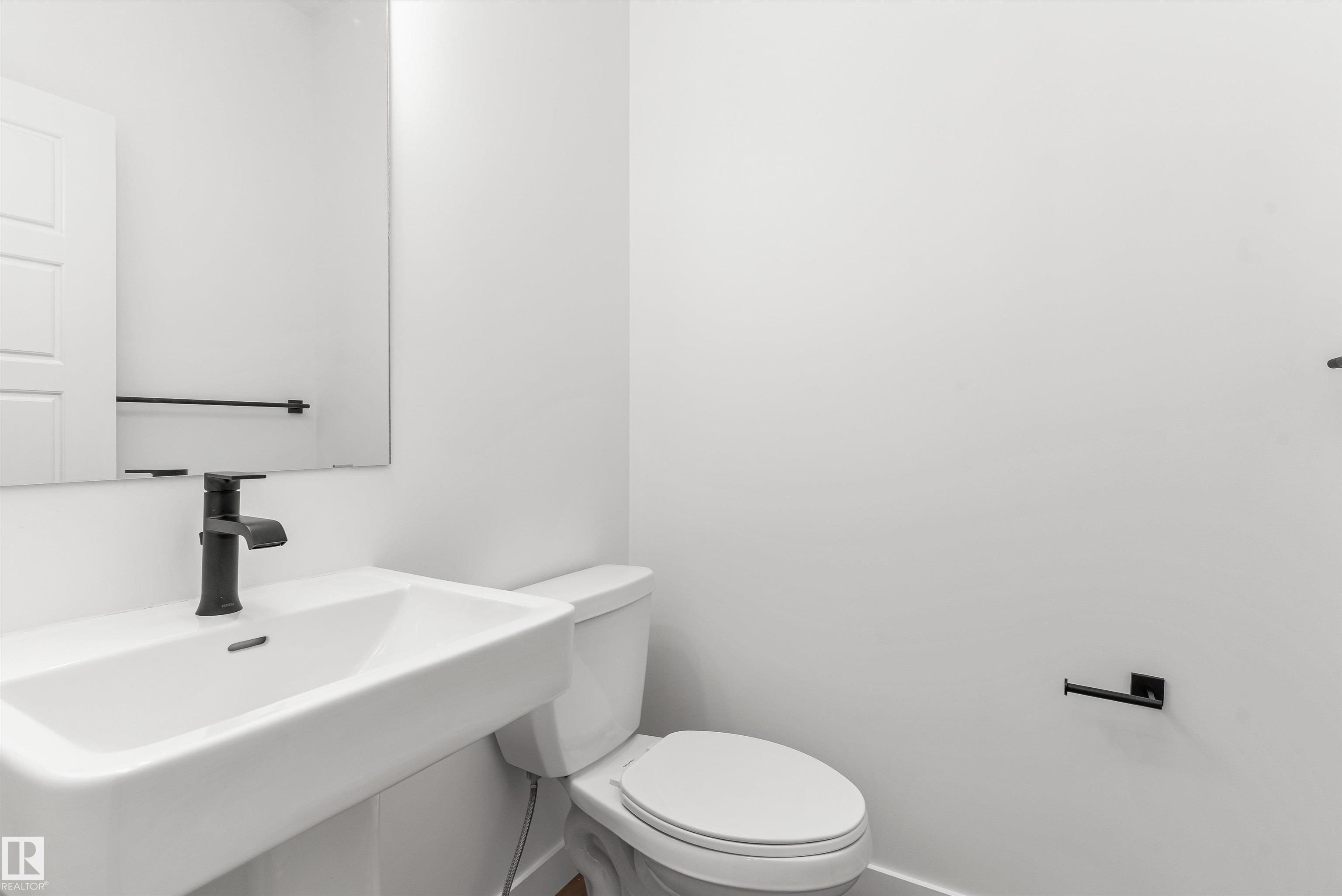 Picture for 19131 20 AV NW