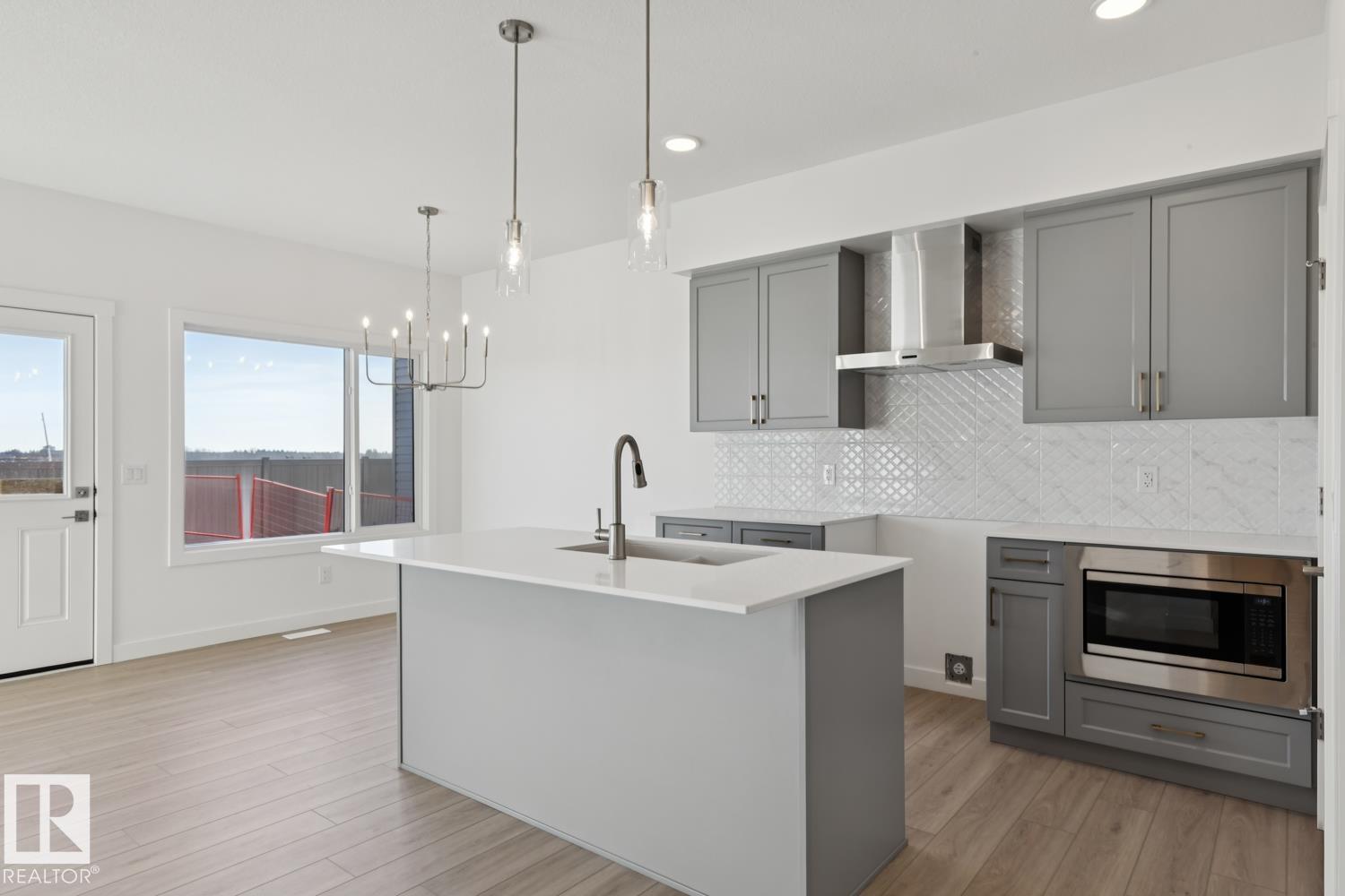 Photo 7 at 19131 20 Avenue NW, River's Edge, Edmonton