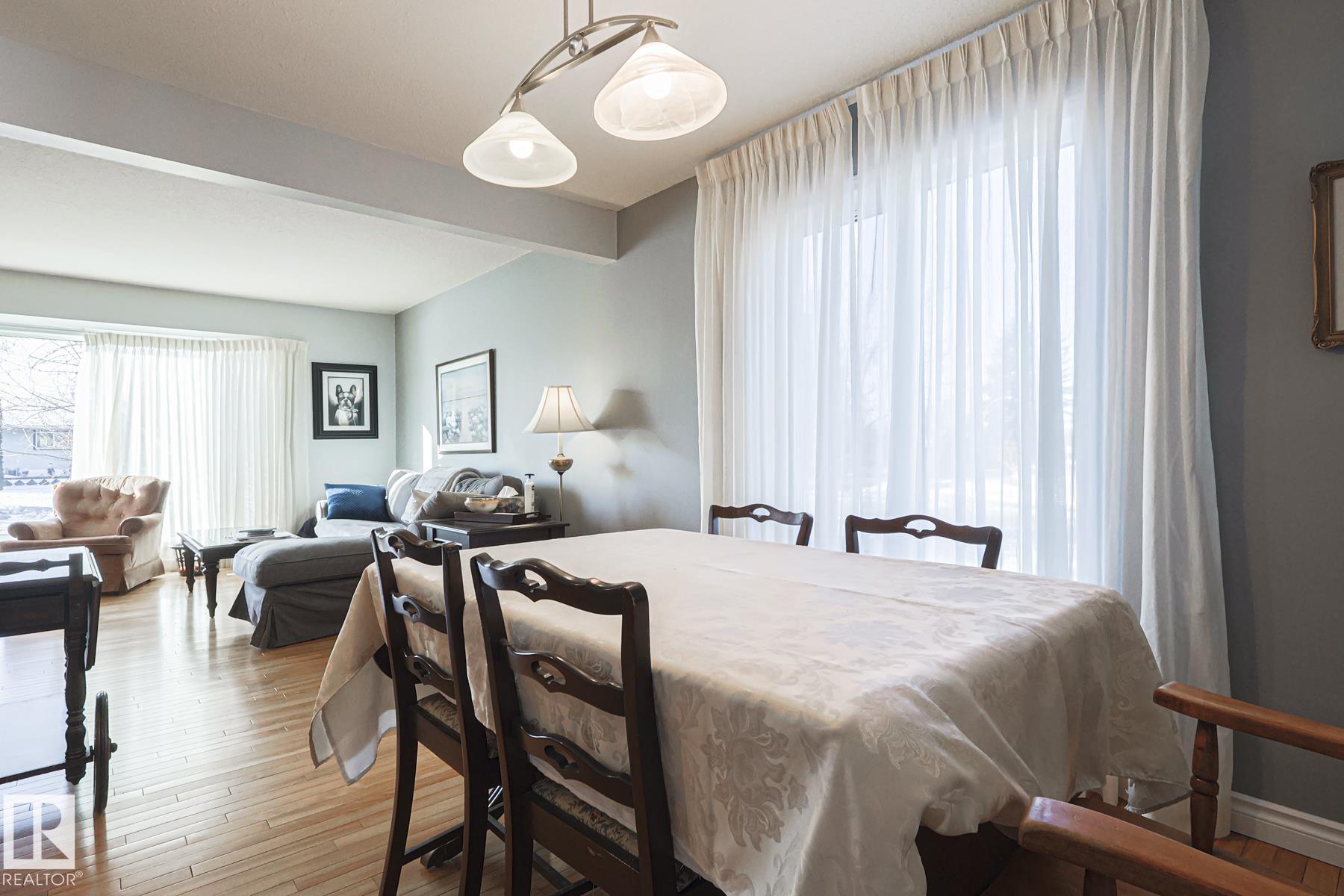 Photo 7 at 11148 41 Avenue NW, Royal Gardens, Edmonton