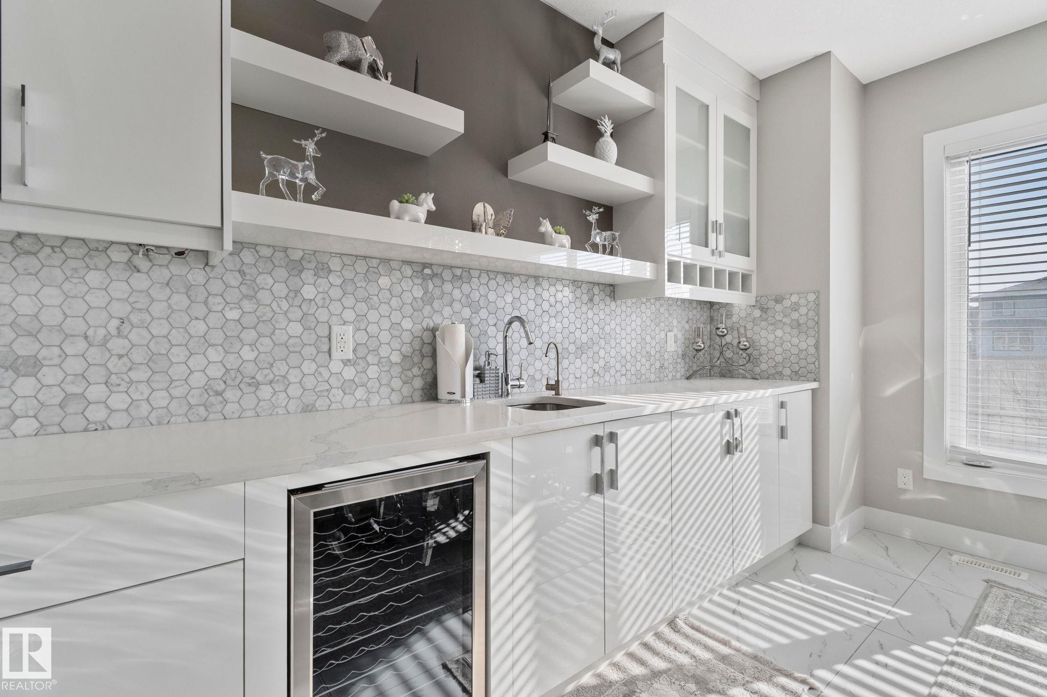 Photo 11 at 1611 158 Street SW, Glenridding Heights, Edmonton