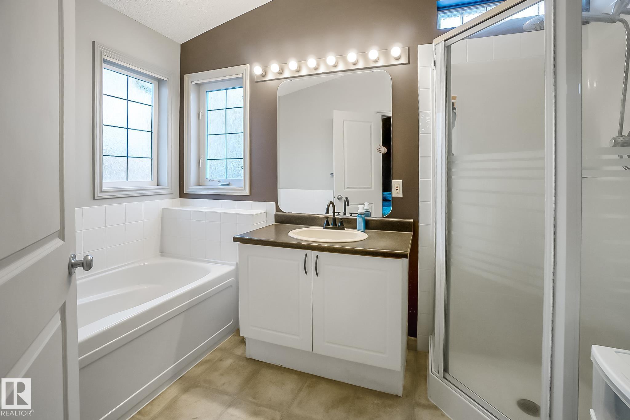 Photo 24 at 3804 Mclean Close SW, Macewan, Edmonton