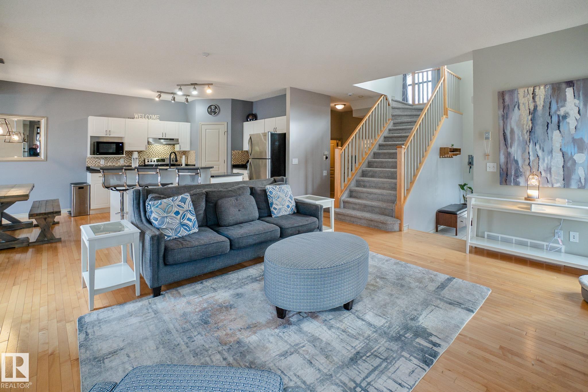 Photo 7 at 3804 Mclean Close SW, Macewan, Edmonton