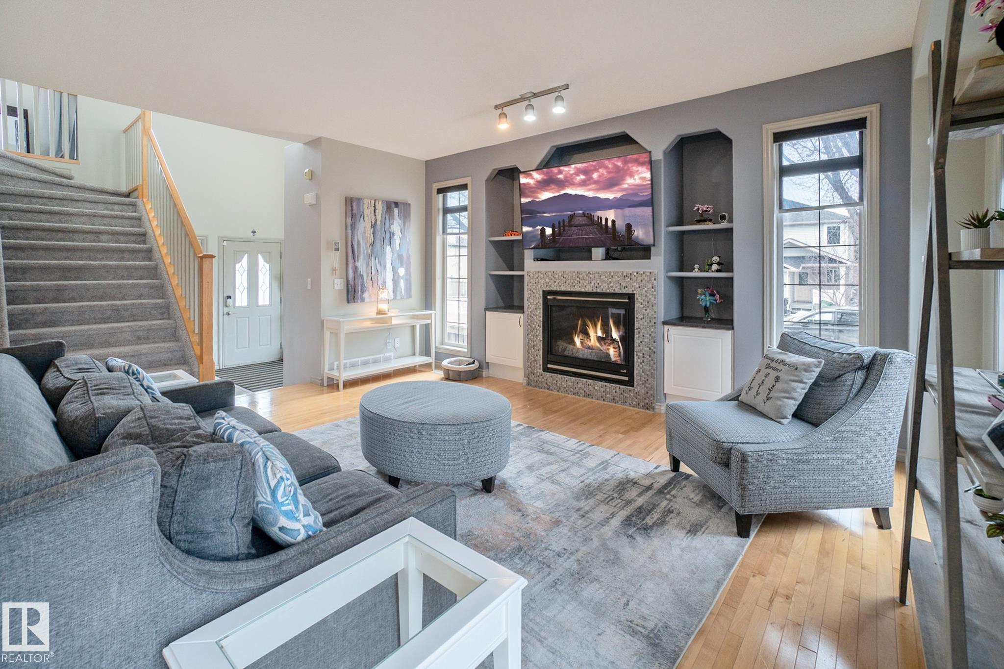 Photo 8 at 3804 Mclean Close SW, Macewan, Edmonton